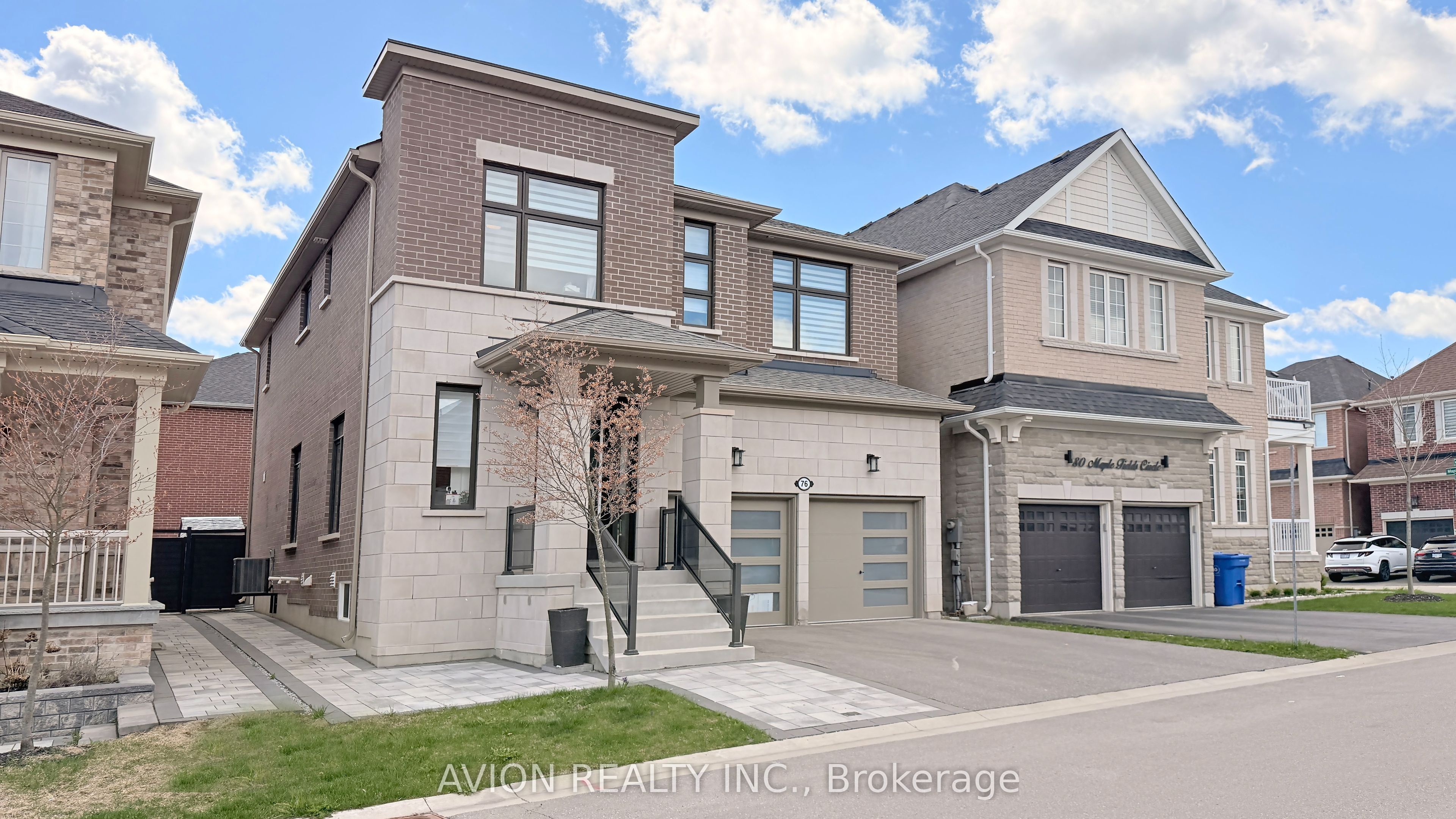 76 Maple Fields Circle Property Photo 1