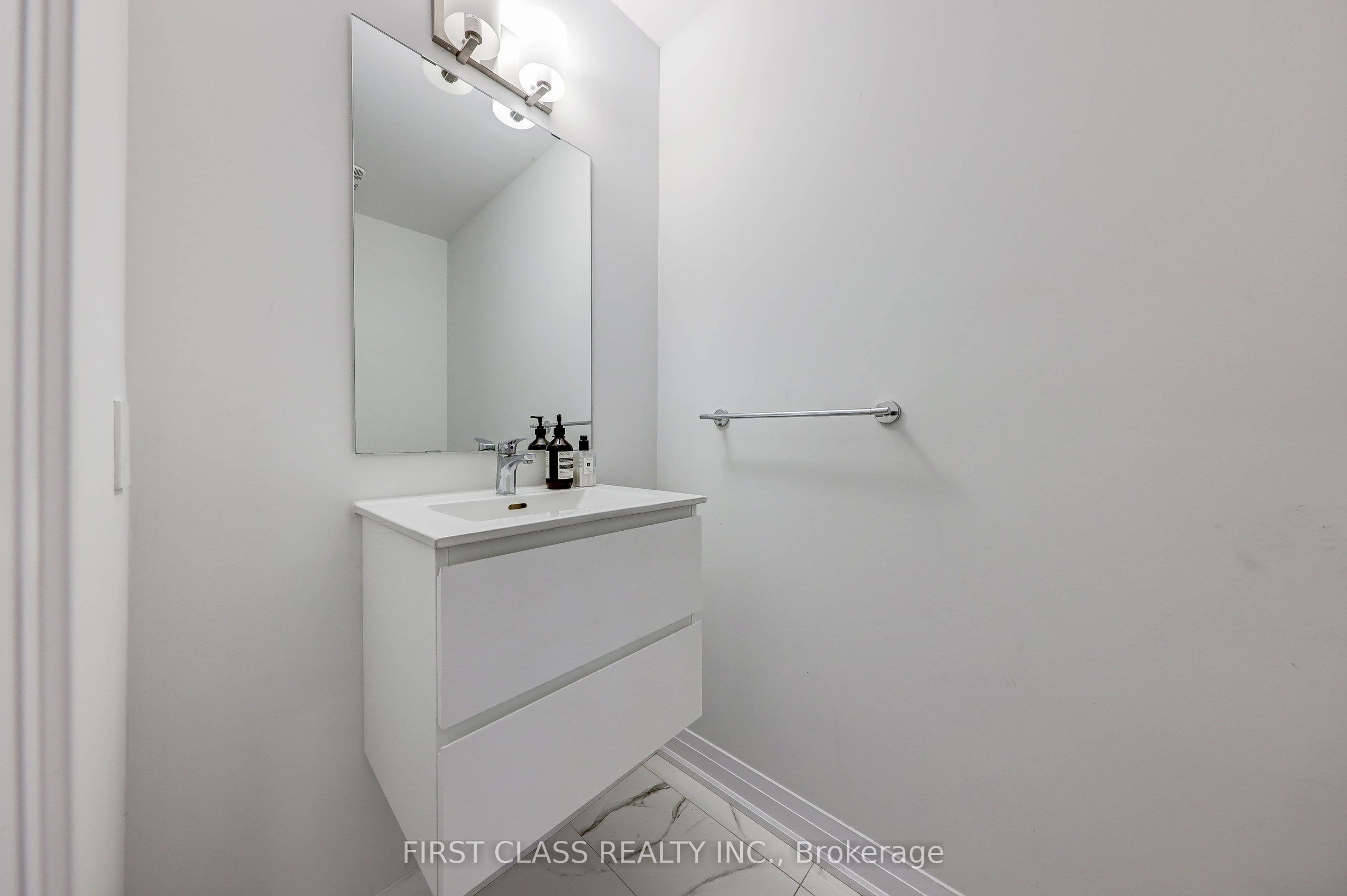 144 Byers Pond Way Property Photo 35