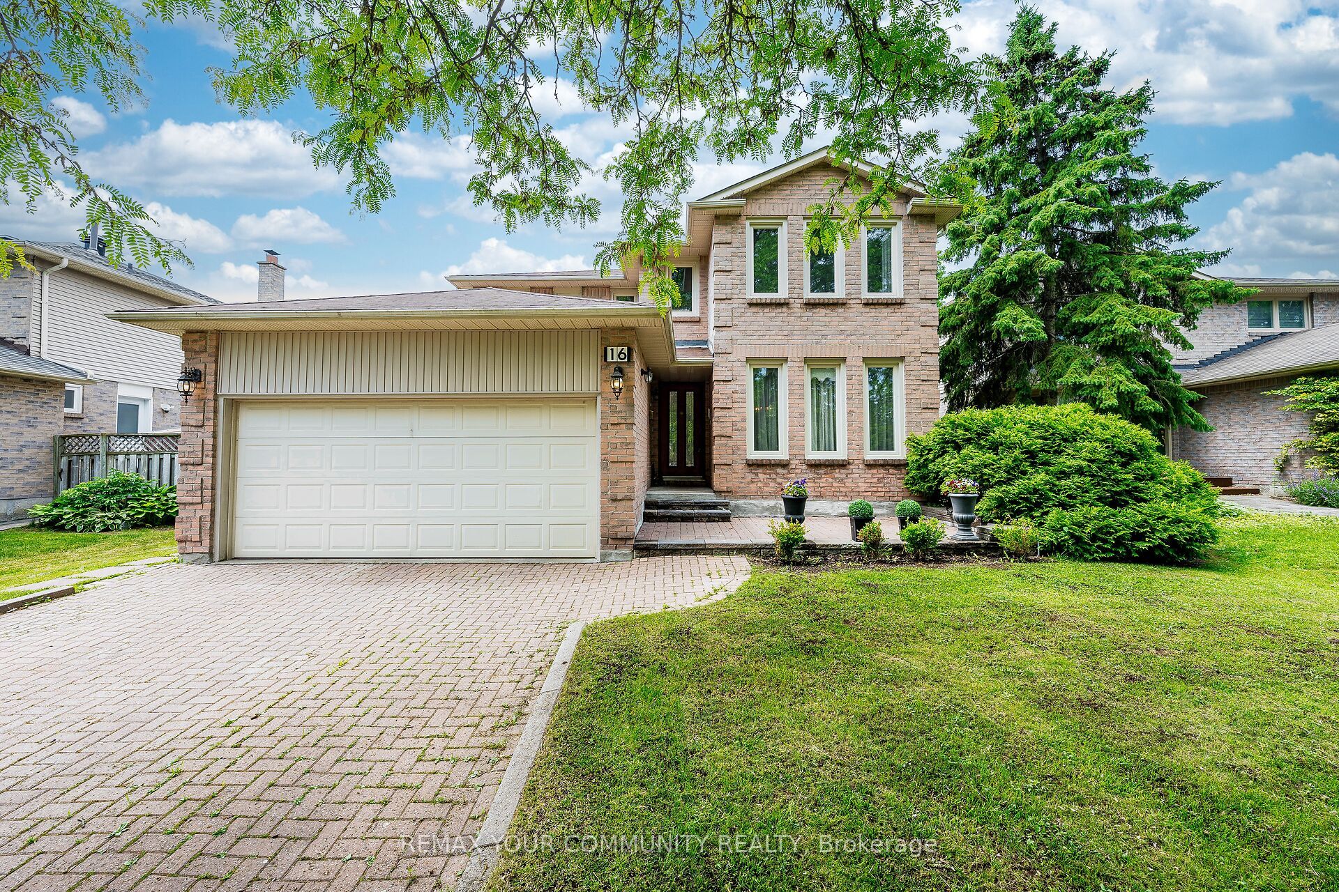 16 Valleyview Road Property Photo 1