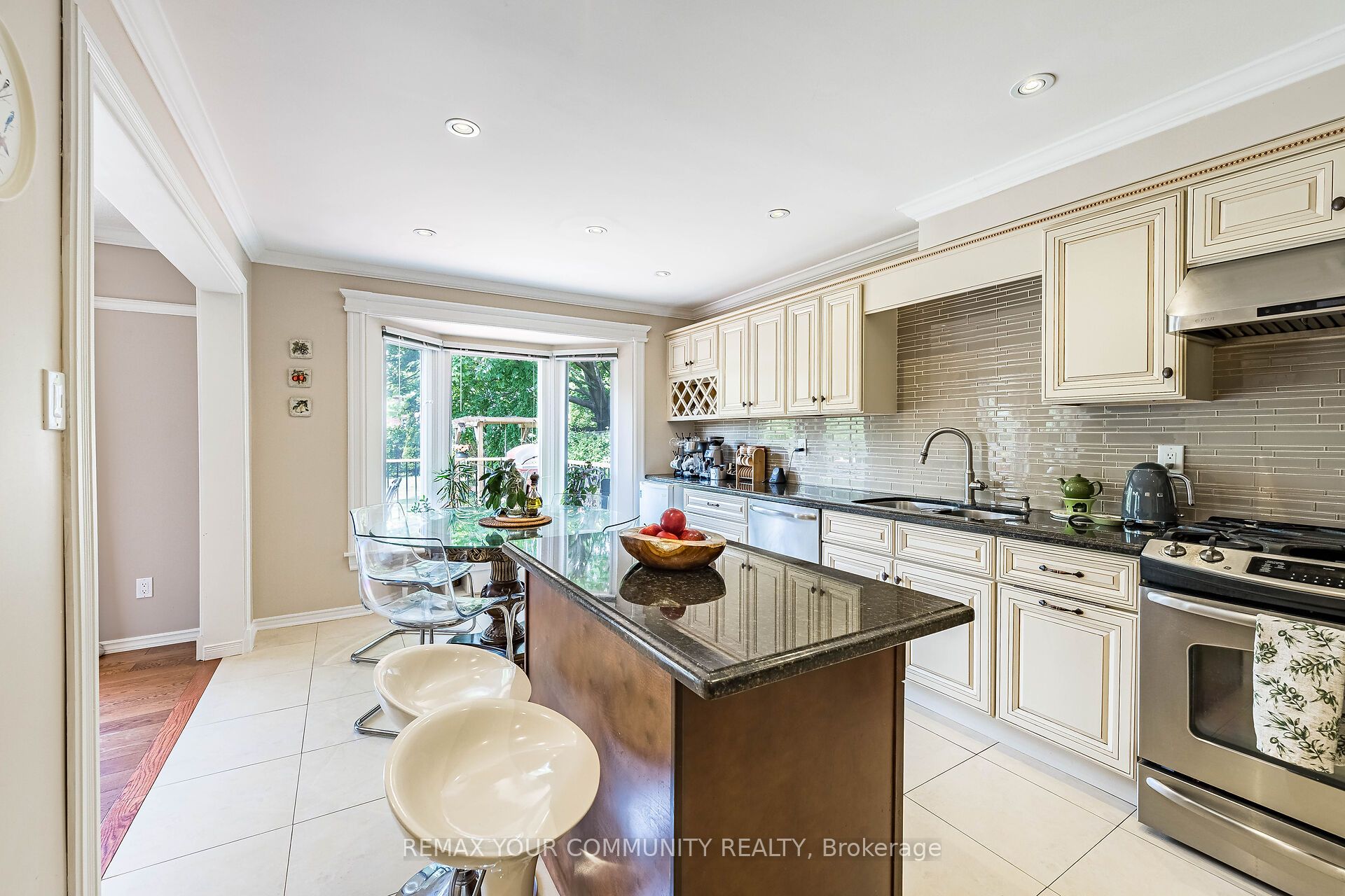 16 Valleyview Road Property Photo 9