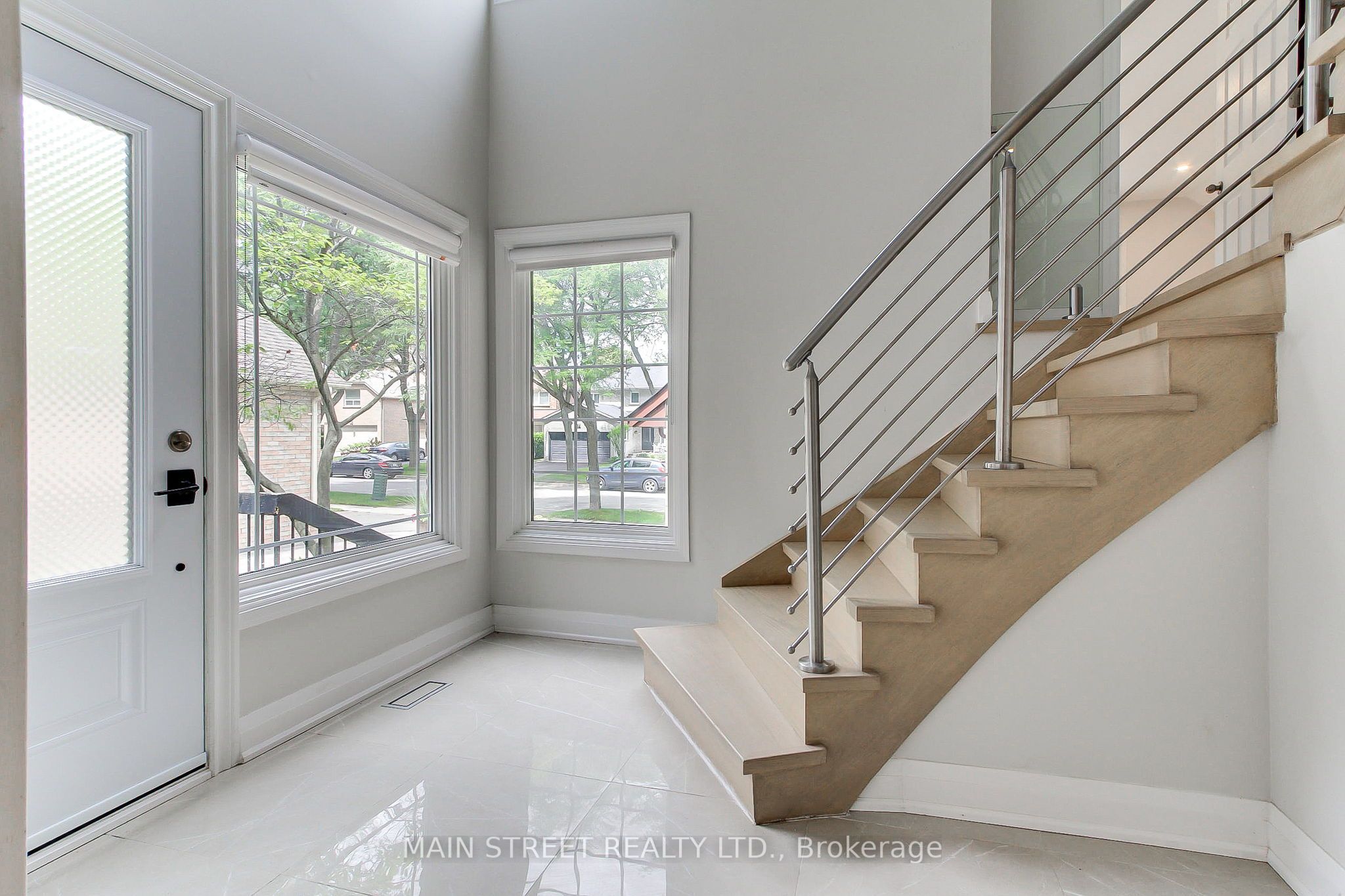 27 Murdock Avenue Property Photo 6