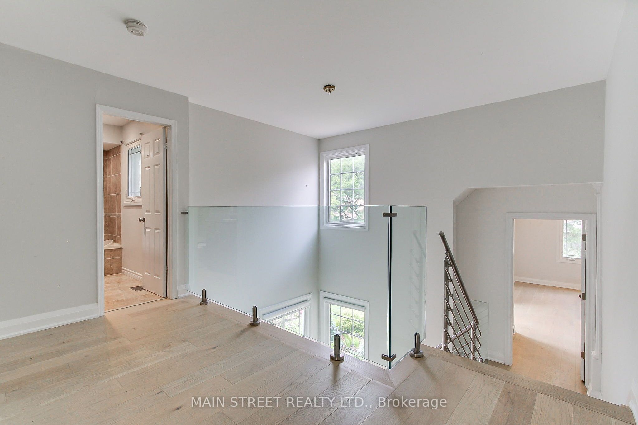27 Murdock Avenue Property Photo 19