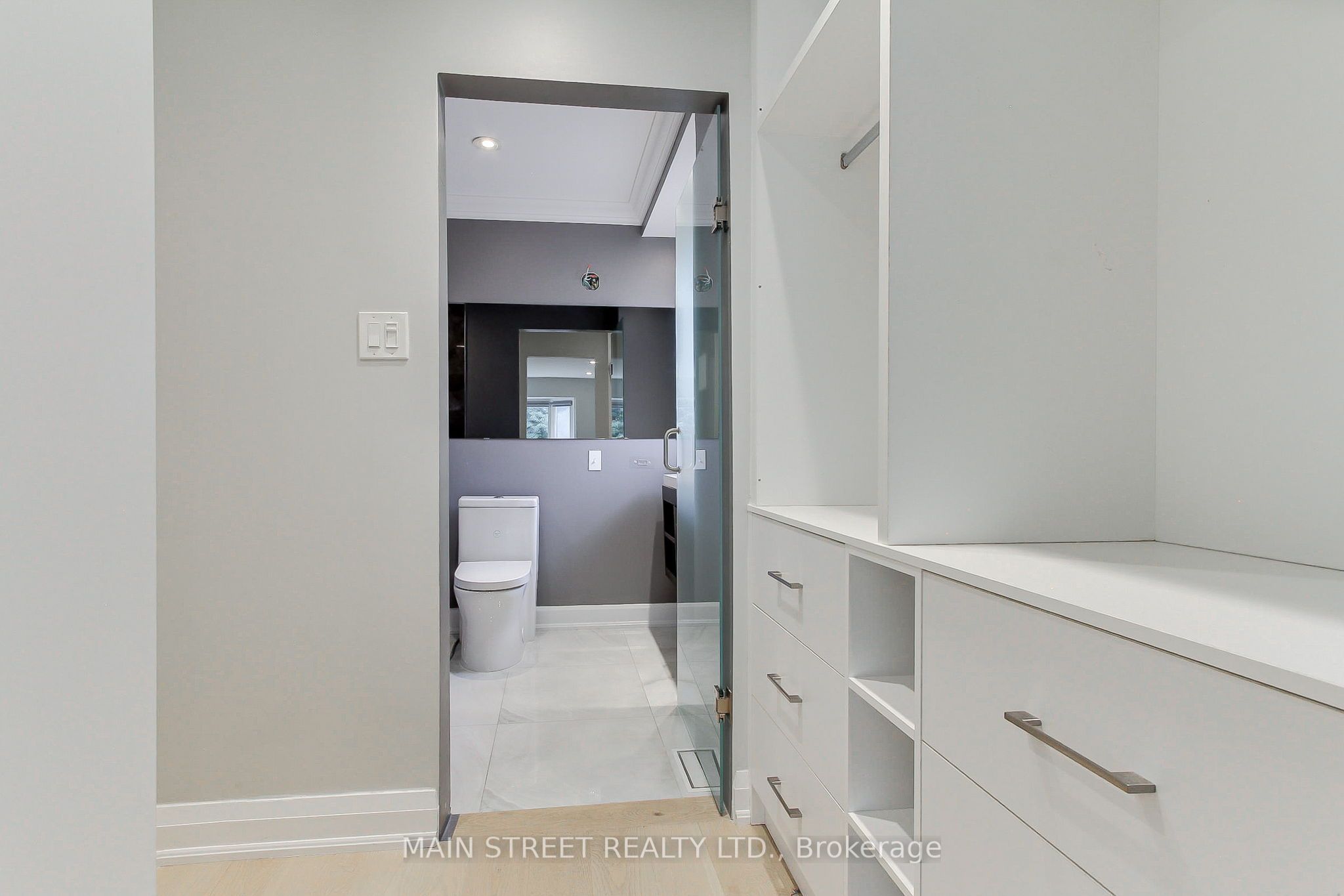 27 Murdock Avenue Property Photo 22