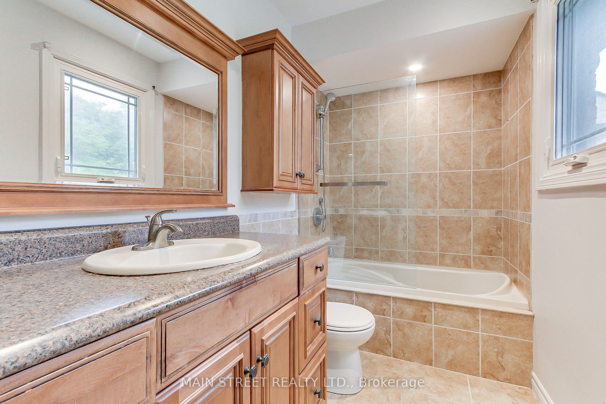 27 Murdock Avenue Property Photo 30