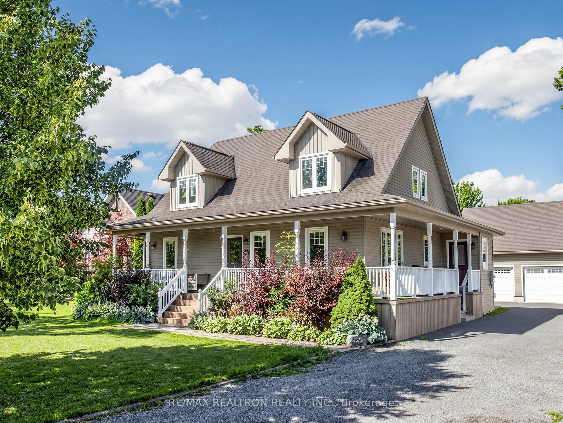 4 Lyons Lane Property Photo 1