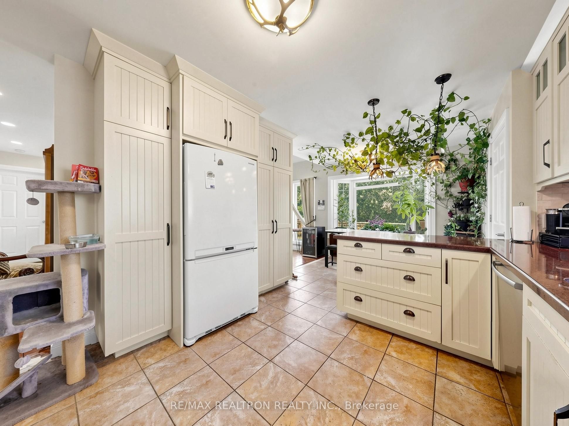 4 Lyons Lane Property Photo 11