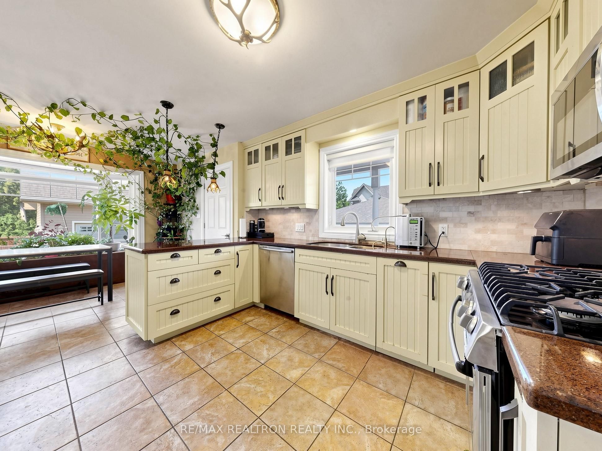 4 Lyons Lane Property Photo 12