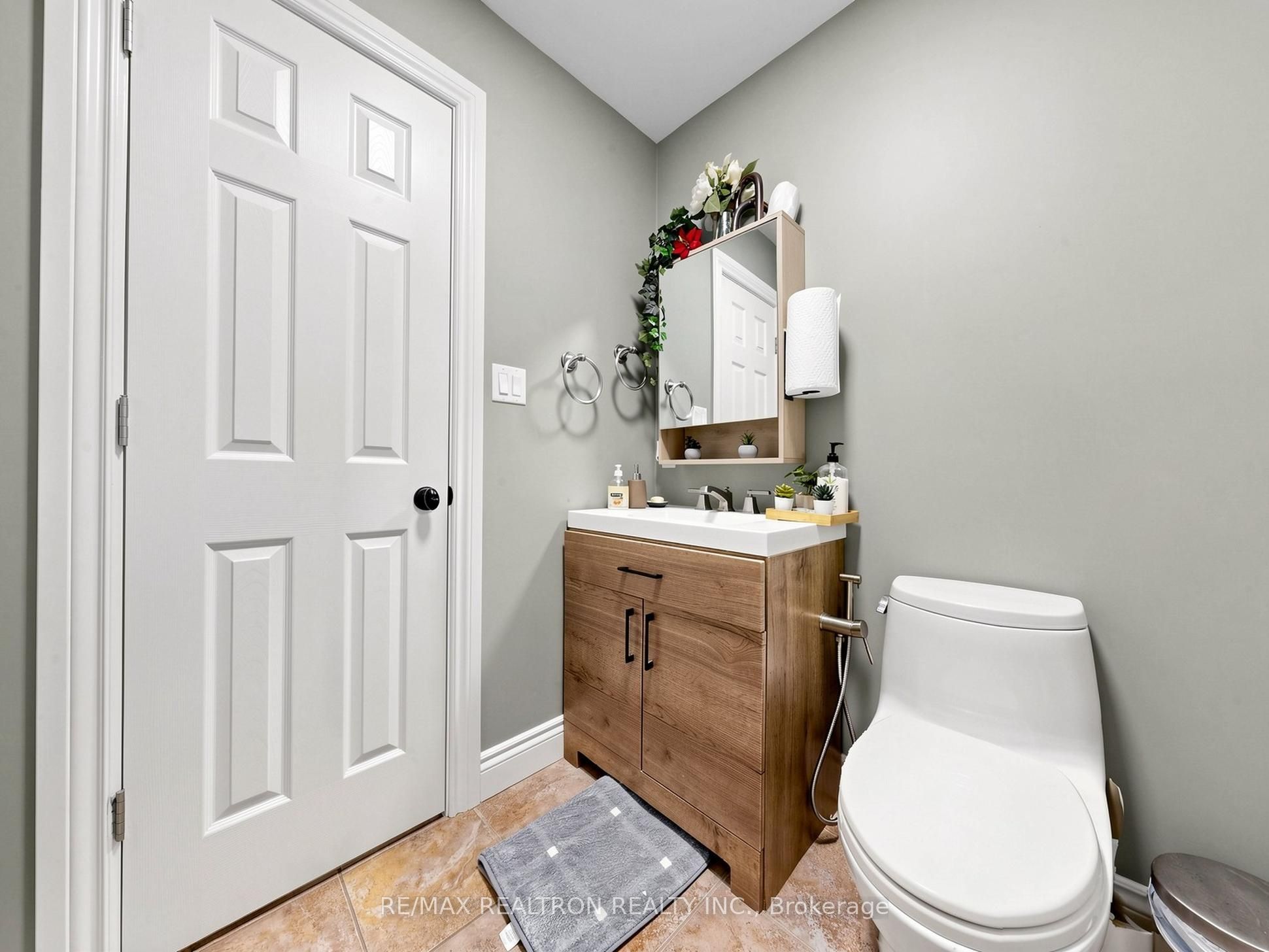 4 Lyons Lane Property Photo 21