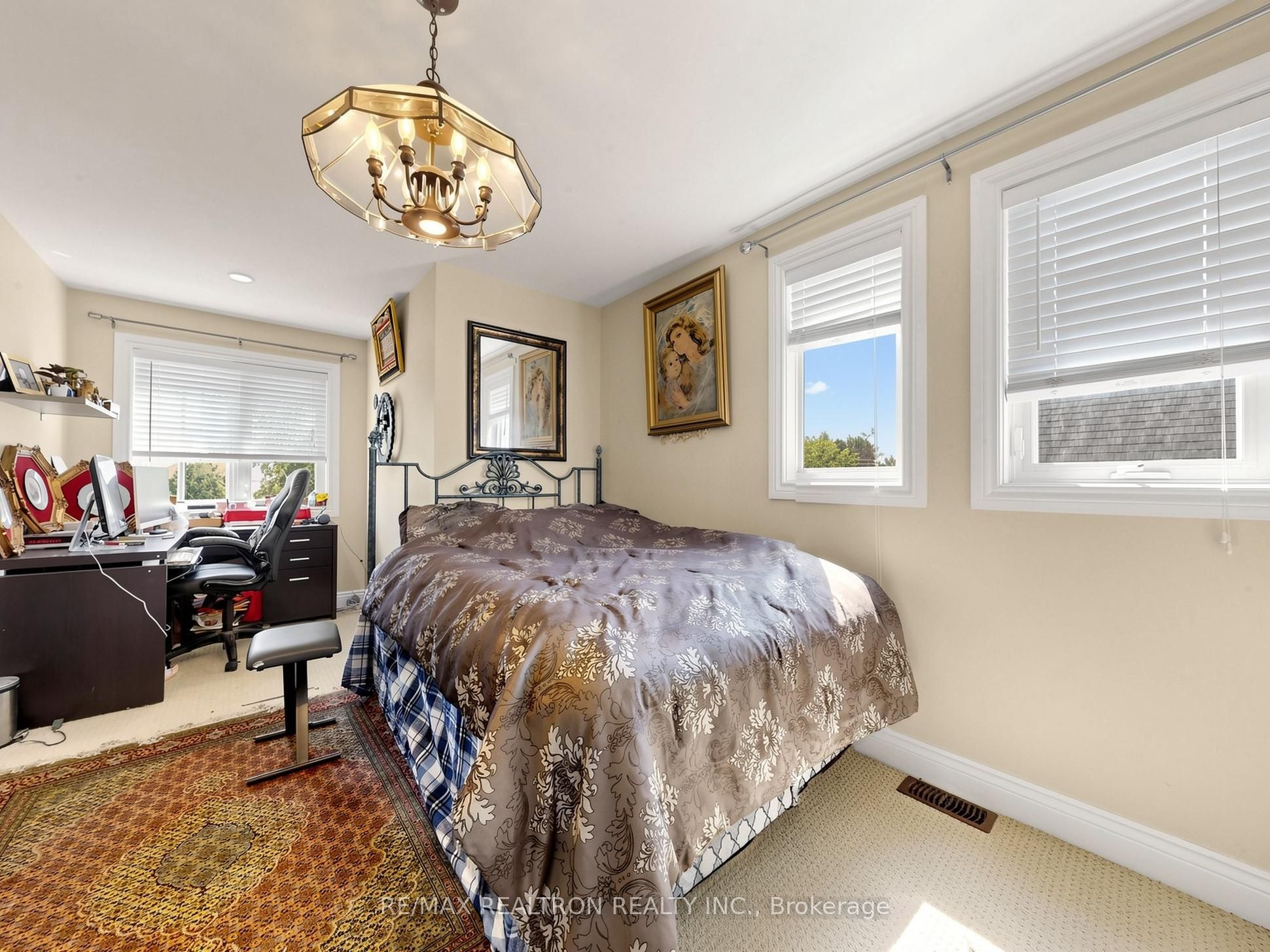 4 Lyons Lane Property Photo 28