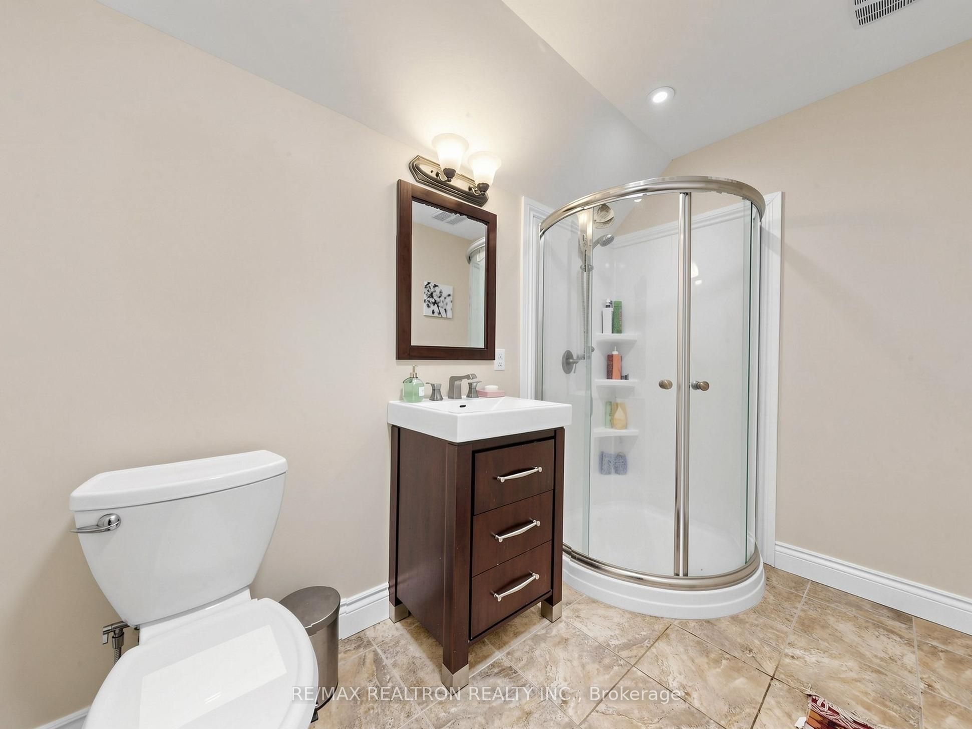 4 Lyons Lane Property Photo 30