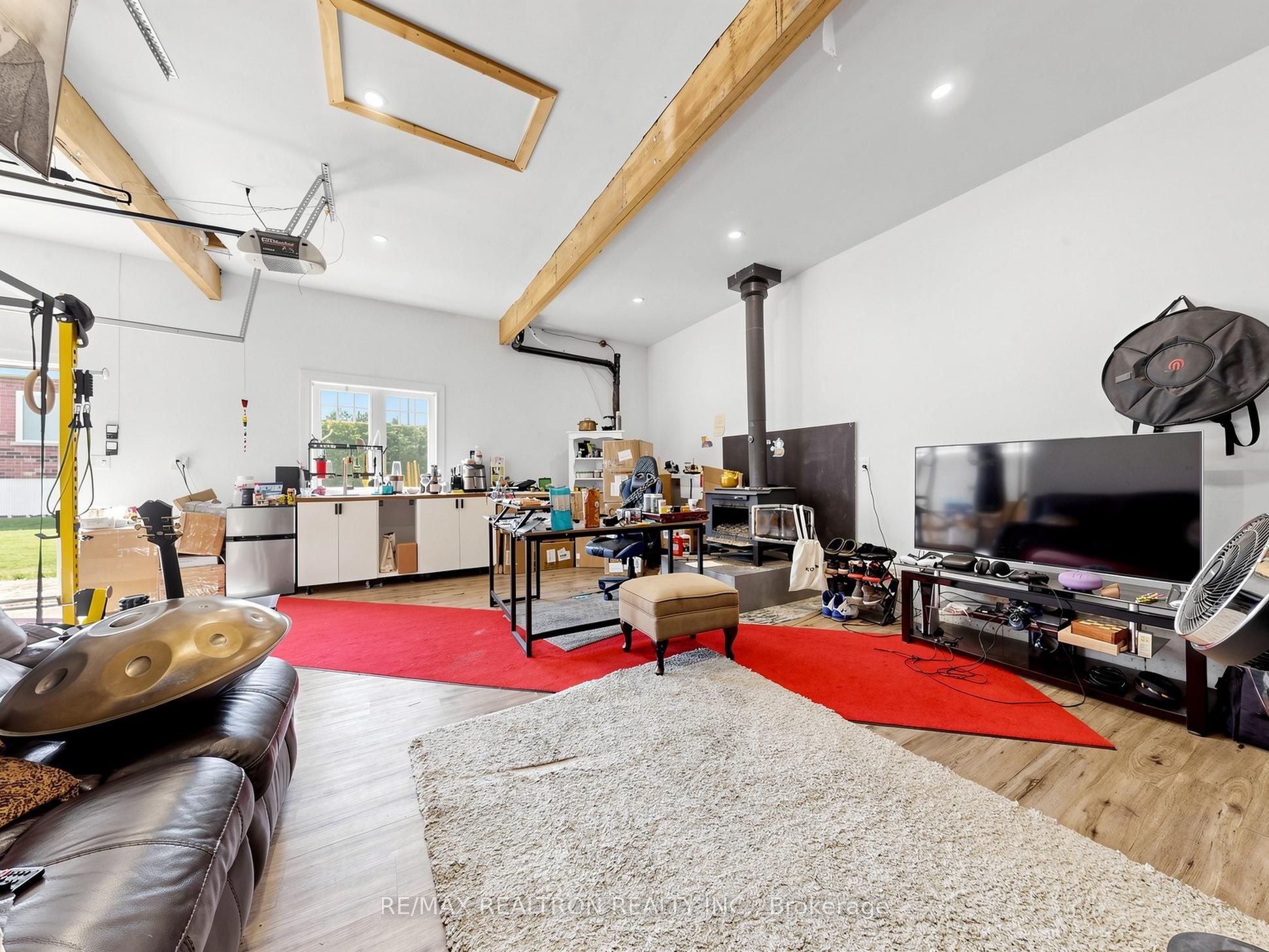 4 Lyons Lane Property Photo 32