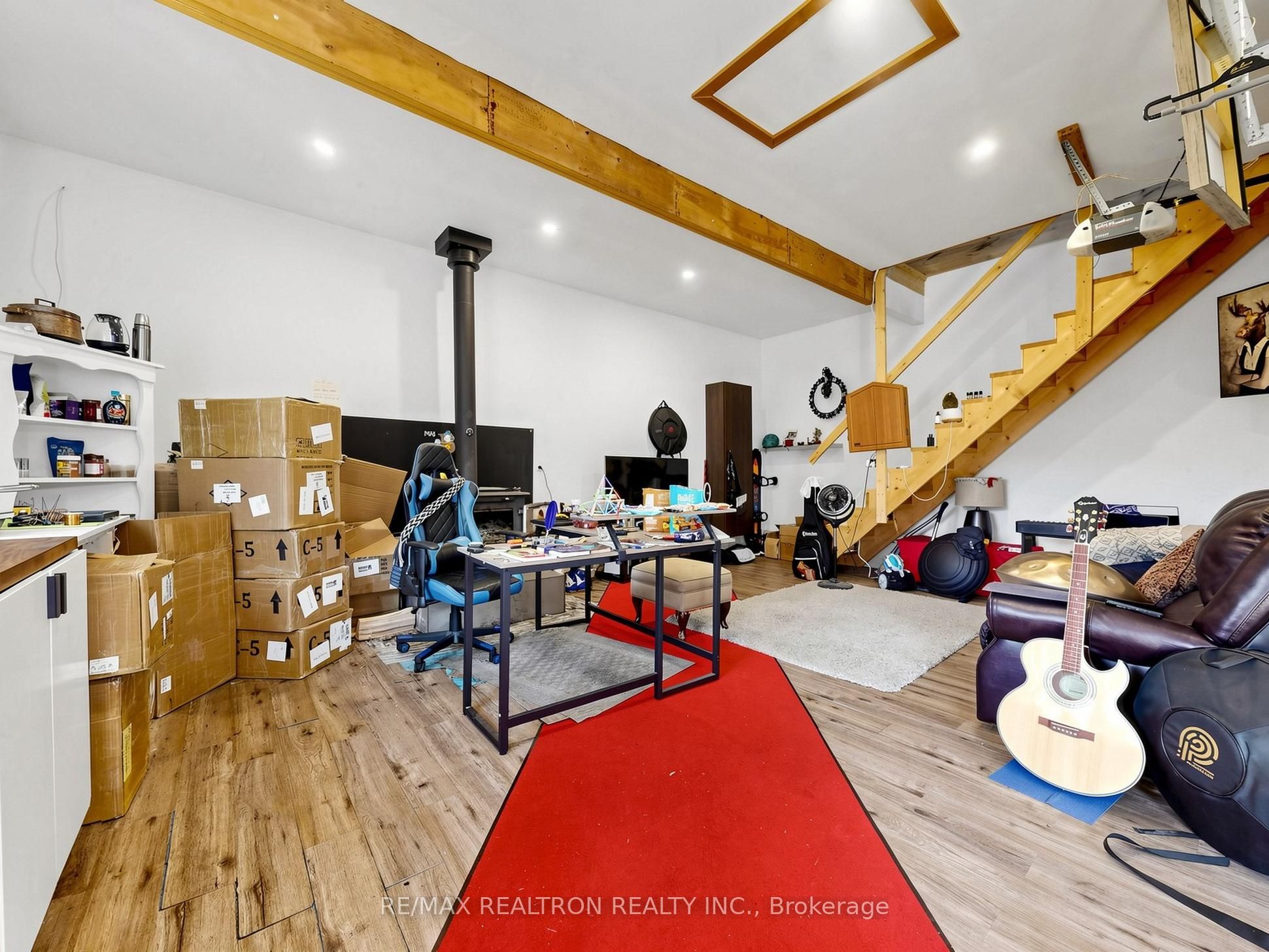 4 Lyons Lane Property Photo 33