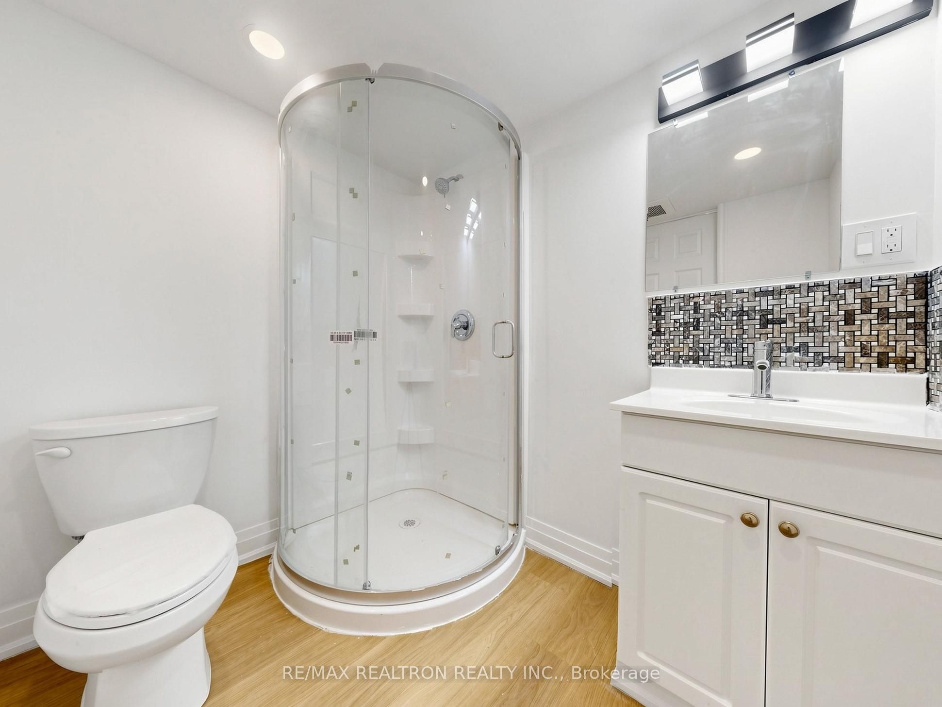 4 Lyons Lane Property Photo 38
