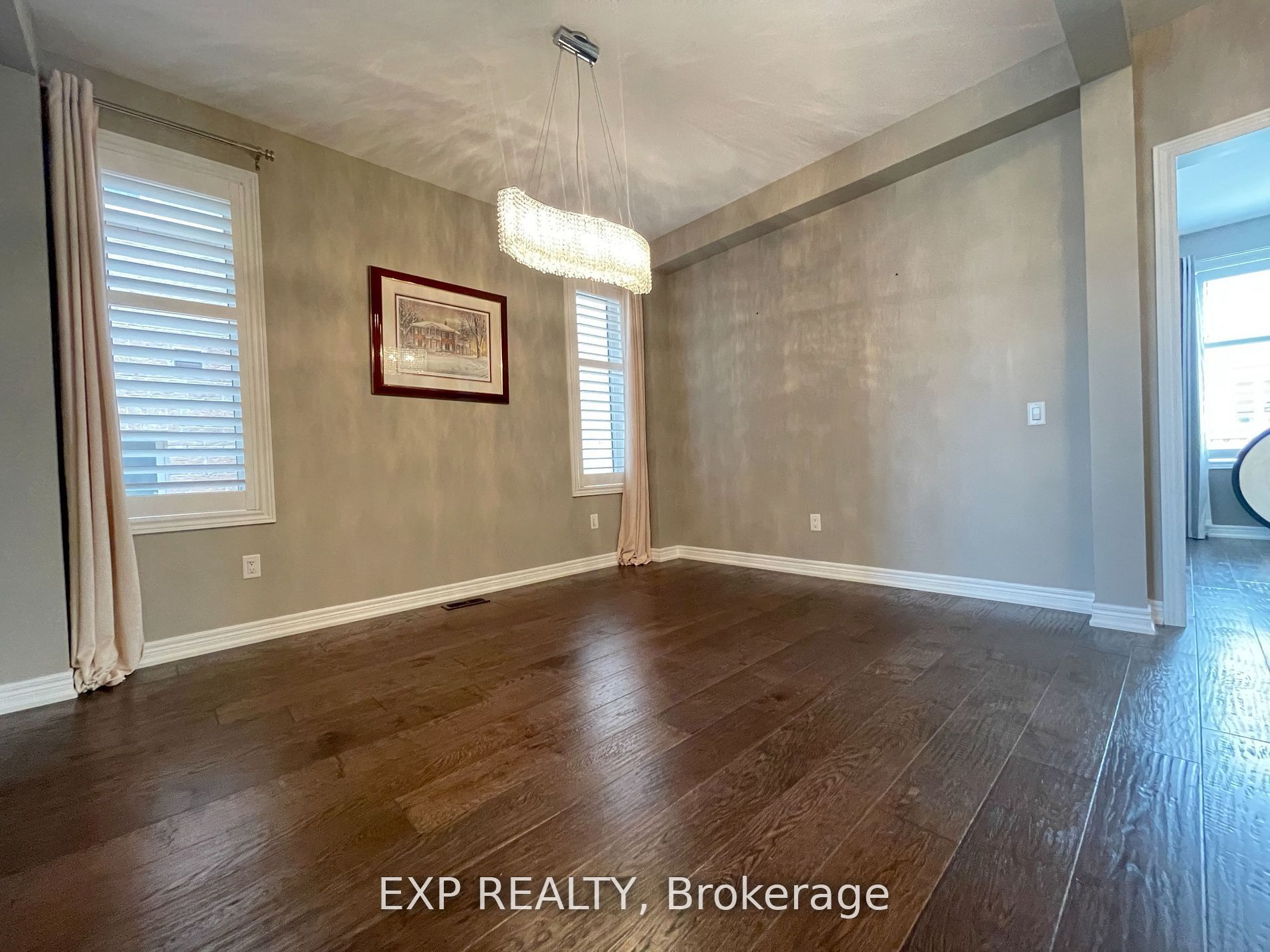 740 Clifford Perry Place Property Photo 3