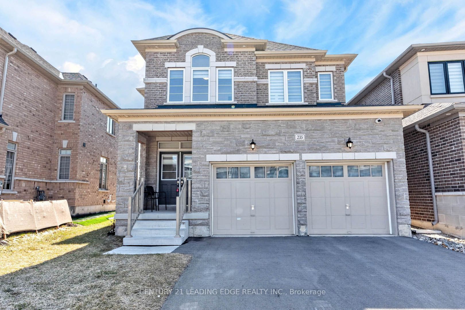 235 Ferragine Crescent Property Photo 2