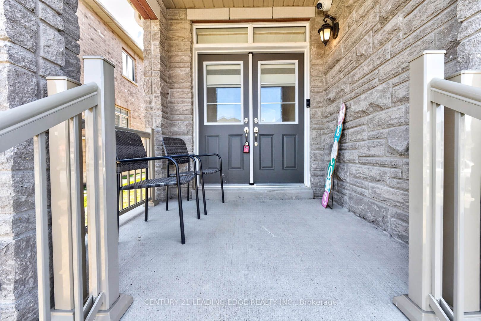 235 Ferragine Crescent Property Photo 4