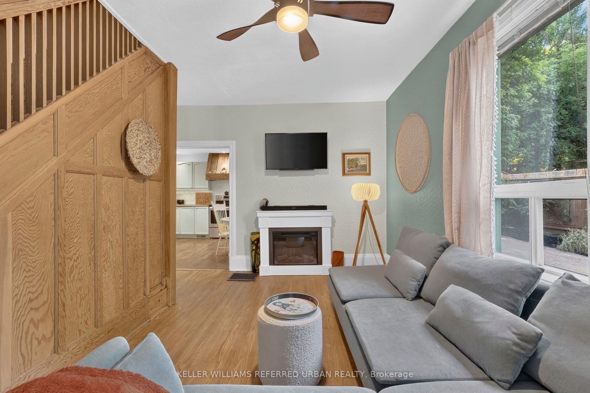 341 Cotter Street Property Photo 10