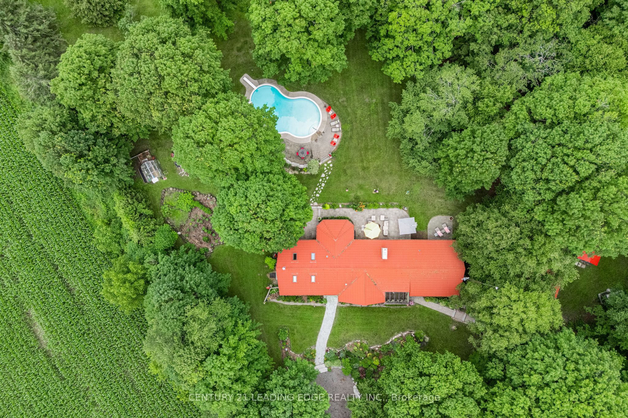 17962 9th Line Property Photo 1