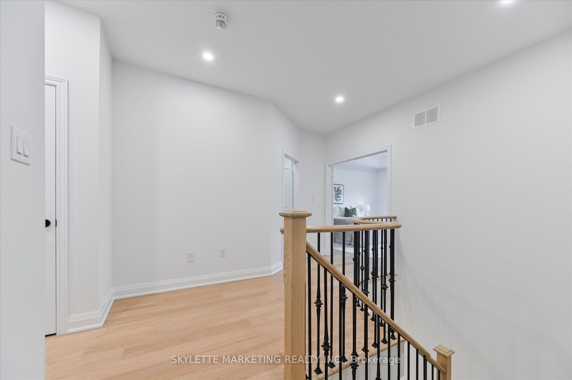 38 Russell Parker Crescent Property Photo 23