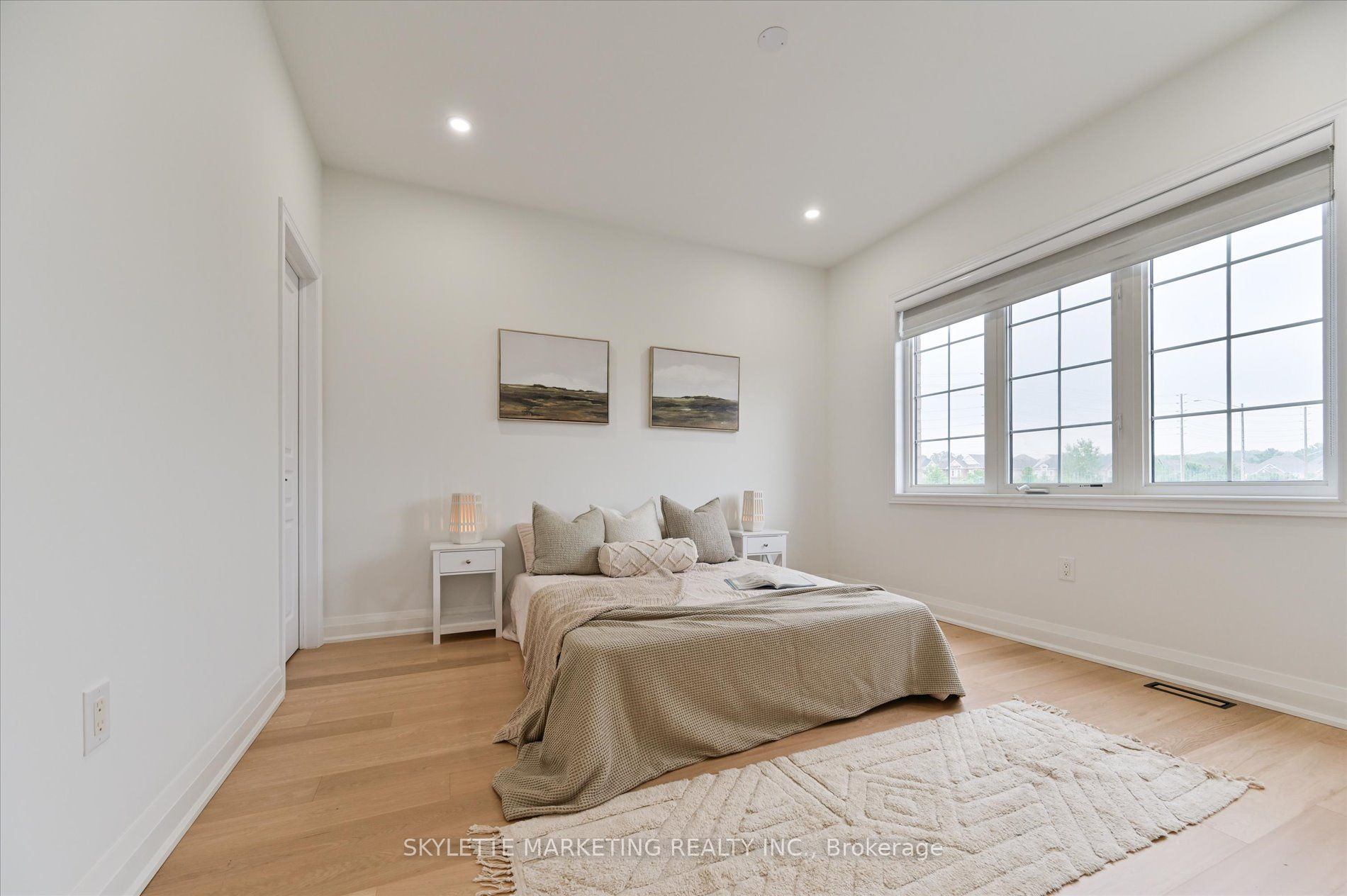 38 Russell Parker Crescent Property Photo 34