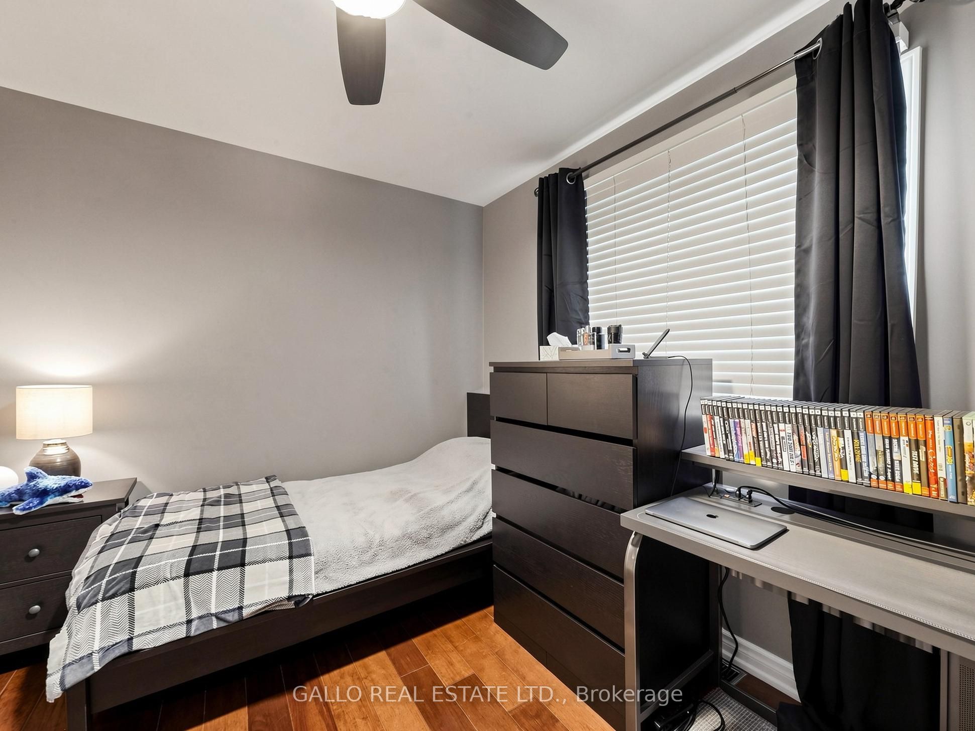 36 Elmvale Boulevard Property Photo 15