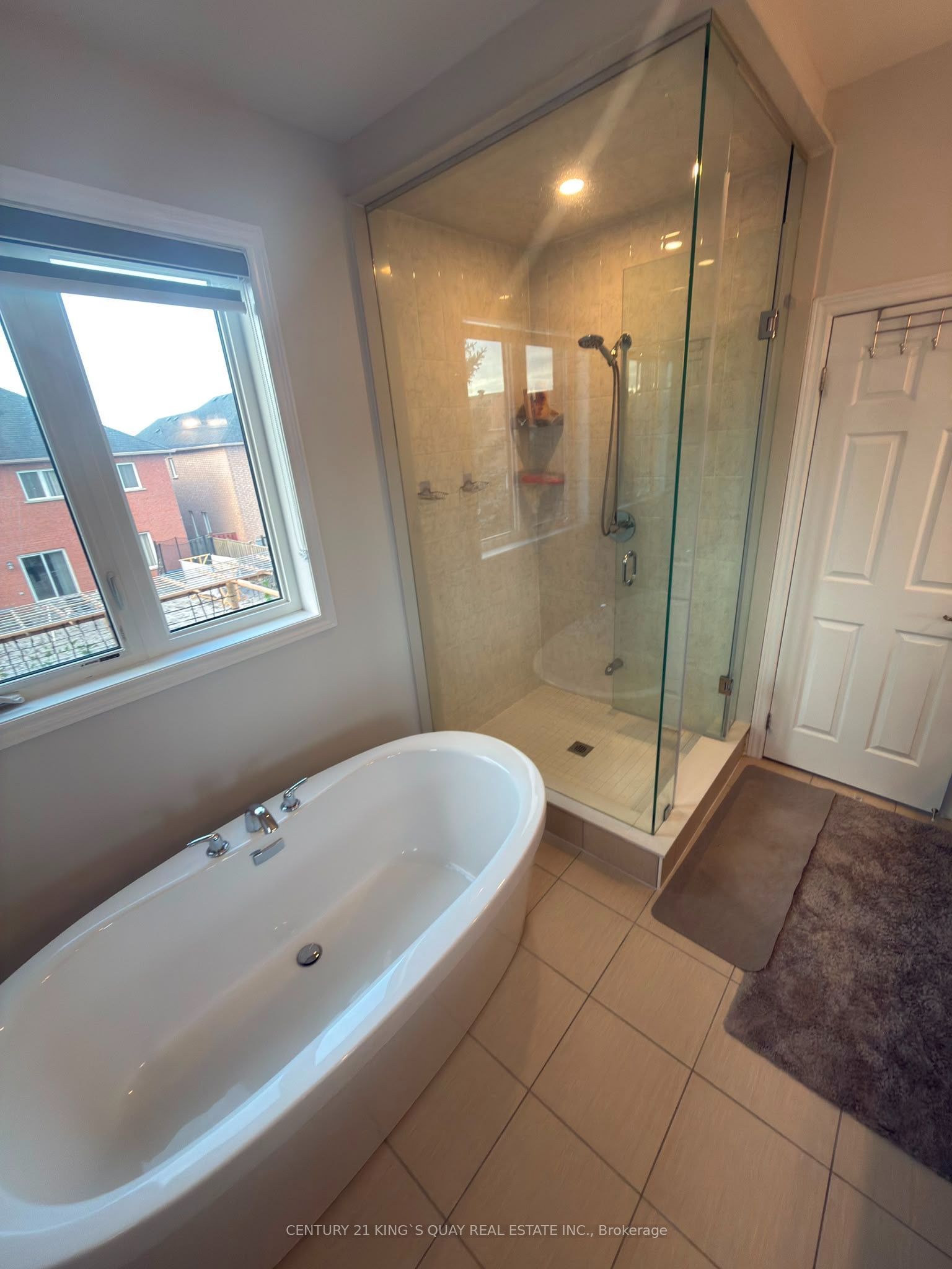 11 Jinnah Avenue Property Photo 7
