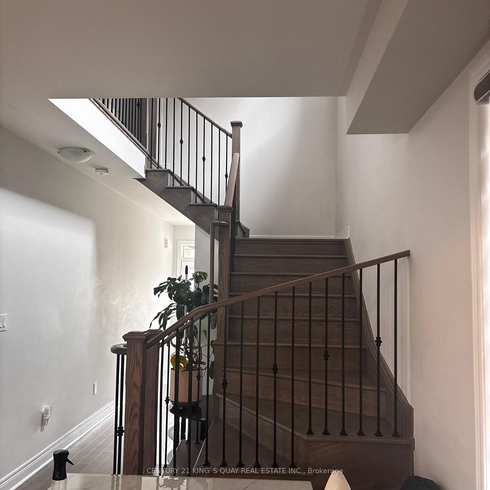 11 Jinnah Avenue Property Photo 9