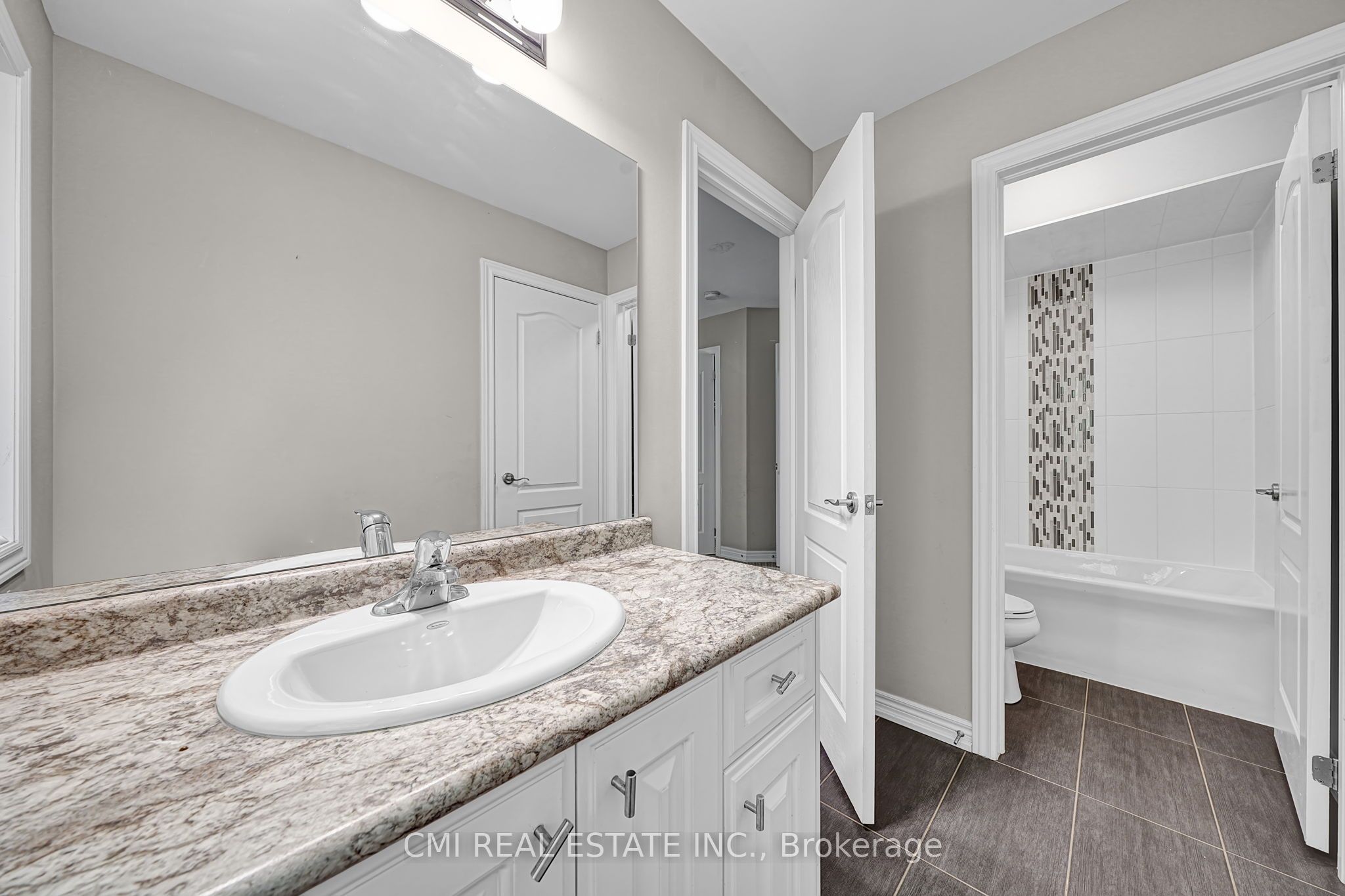 21 Scotia Road Property Photo 26