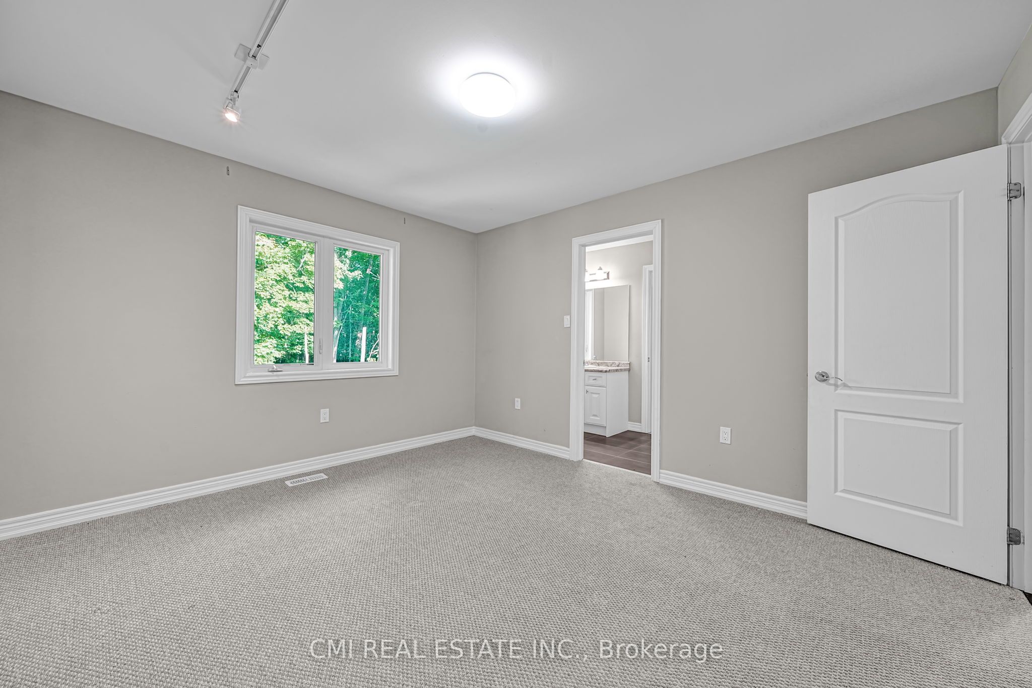 21 Scotia Road Property Photo 31