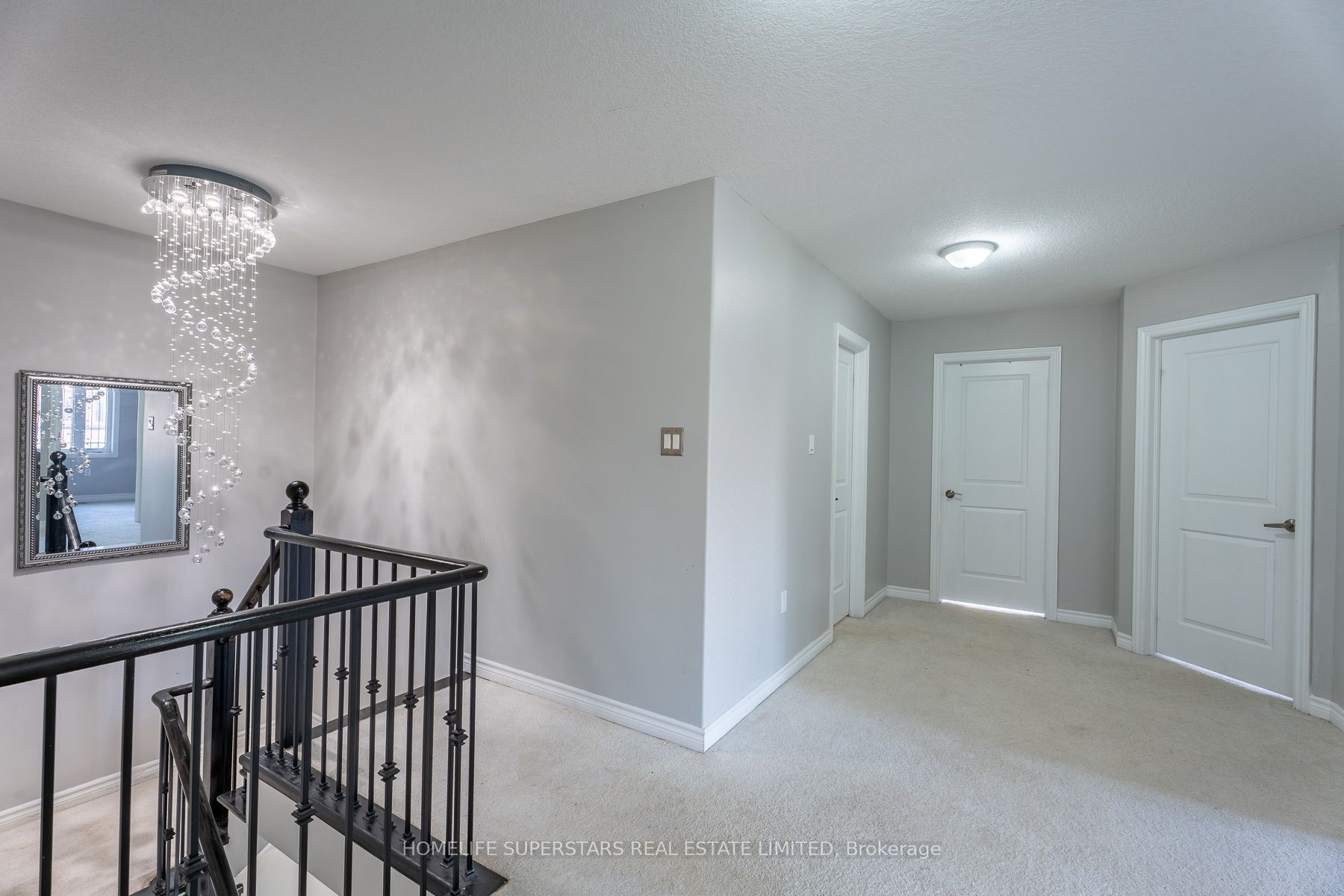 1 Walker Boulevard Property Photo 20