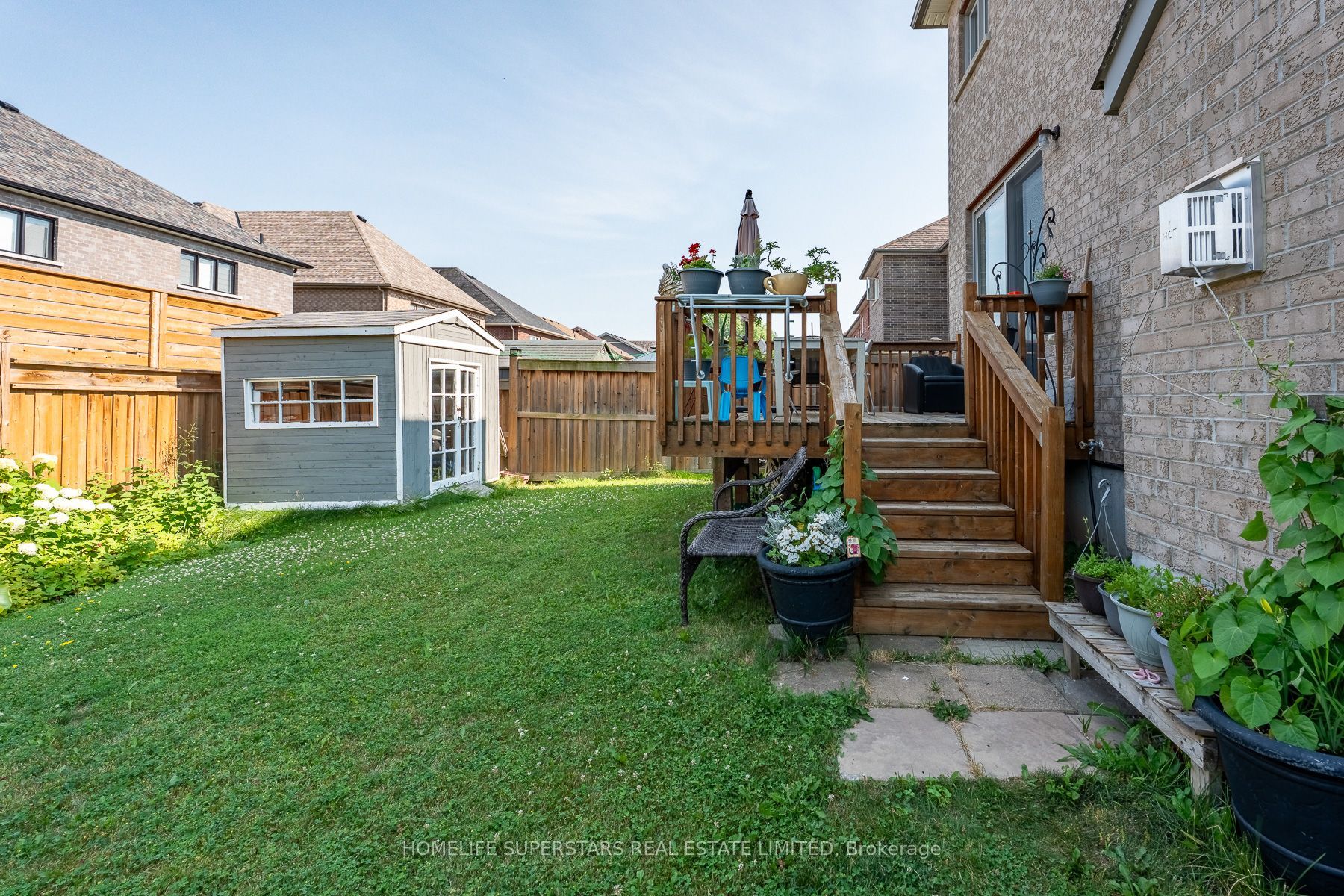 1 Walker Boulevard Property Photo 38