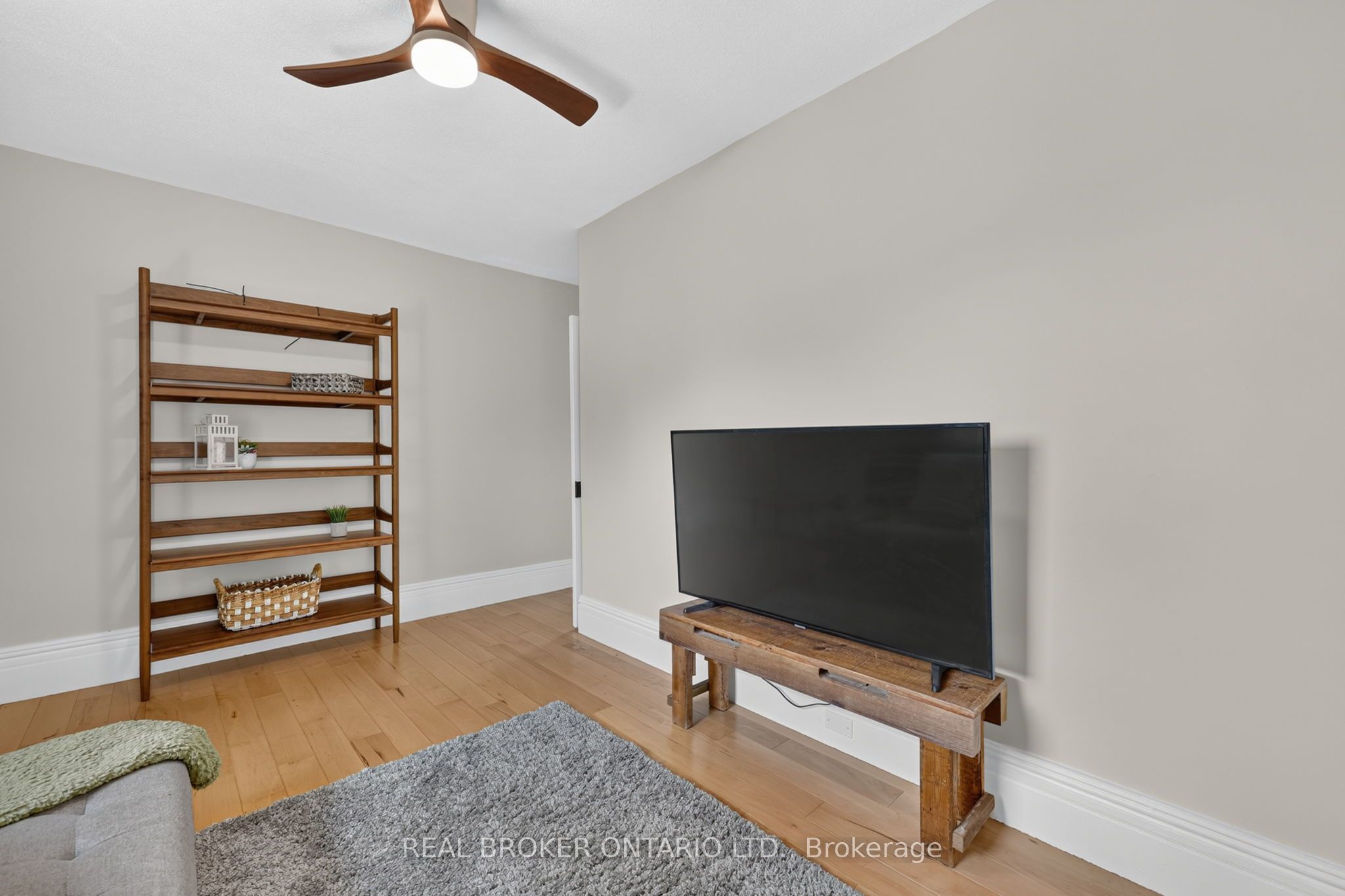 5631 Mount Albert Road Property Photo 29