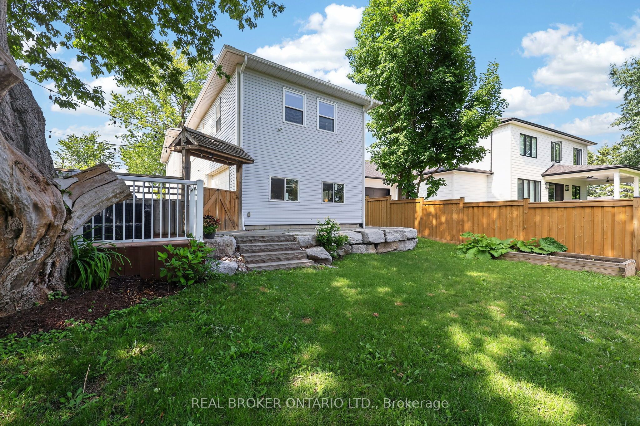 5631 Mount Albert Road Property Photo 37