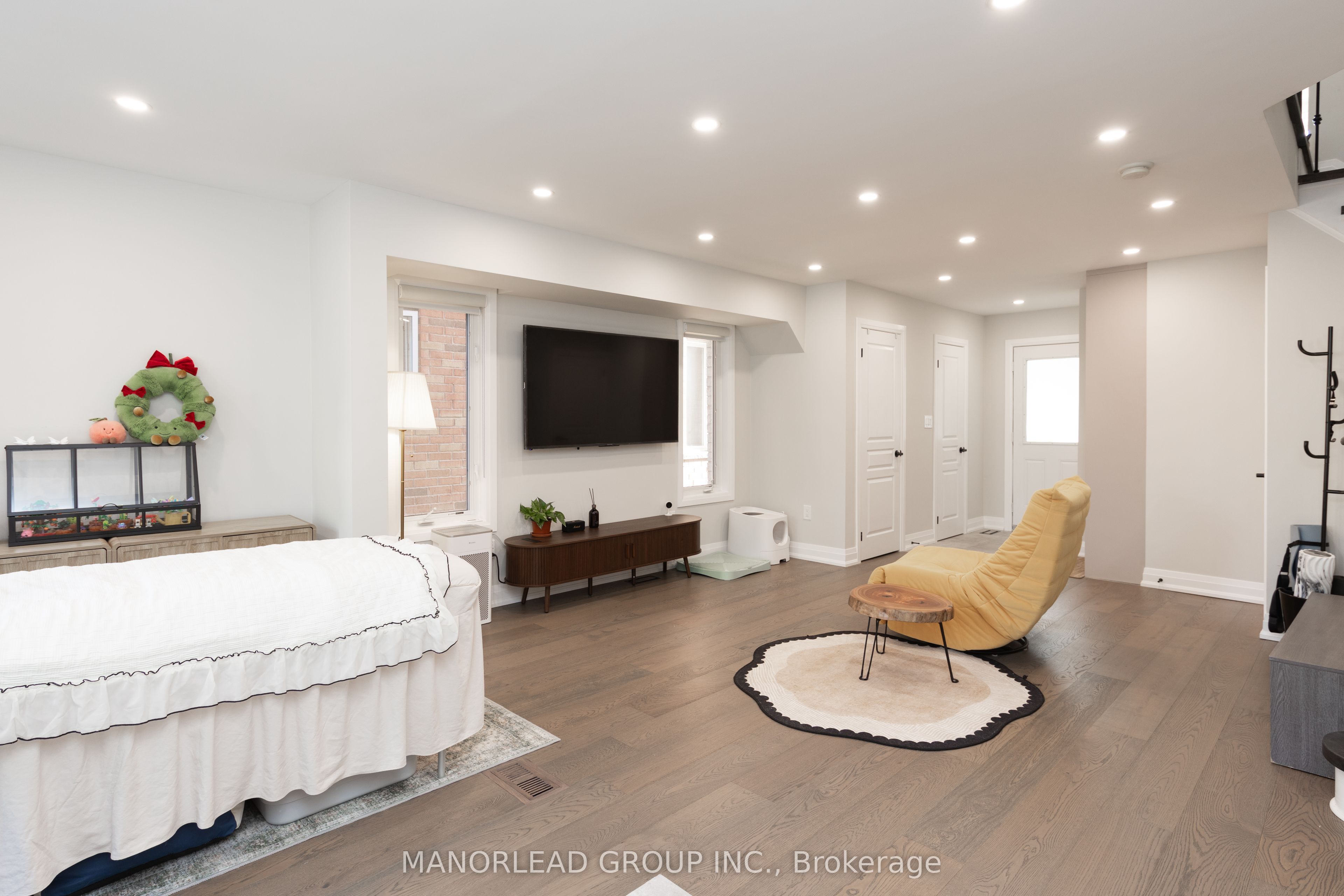 8 Rock Garden Street Property Photo 3