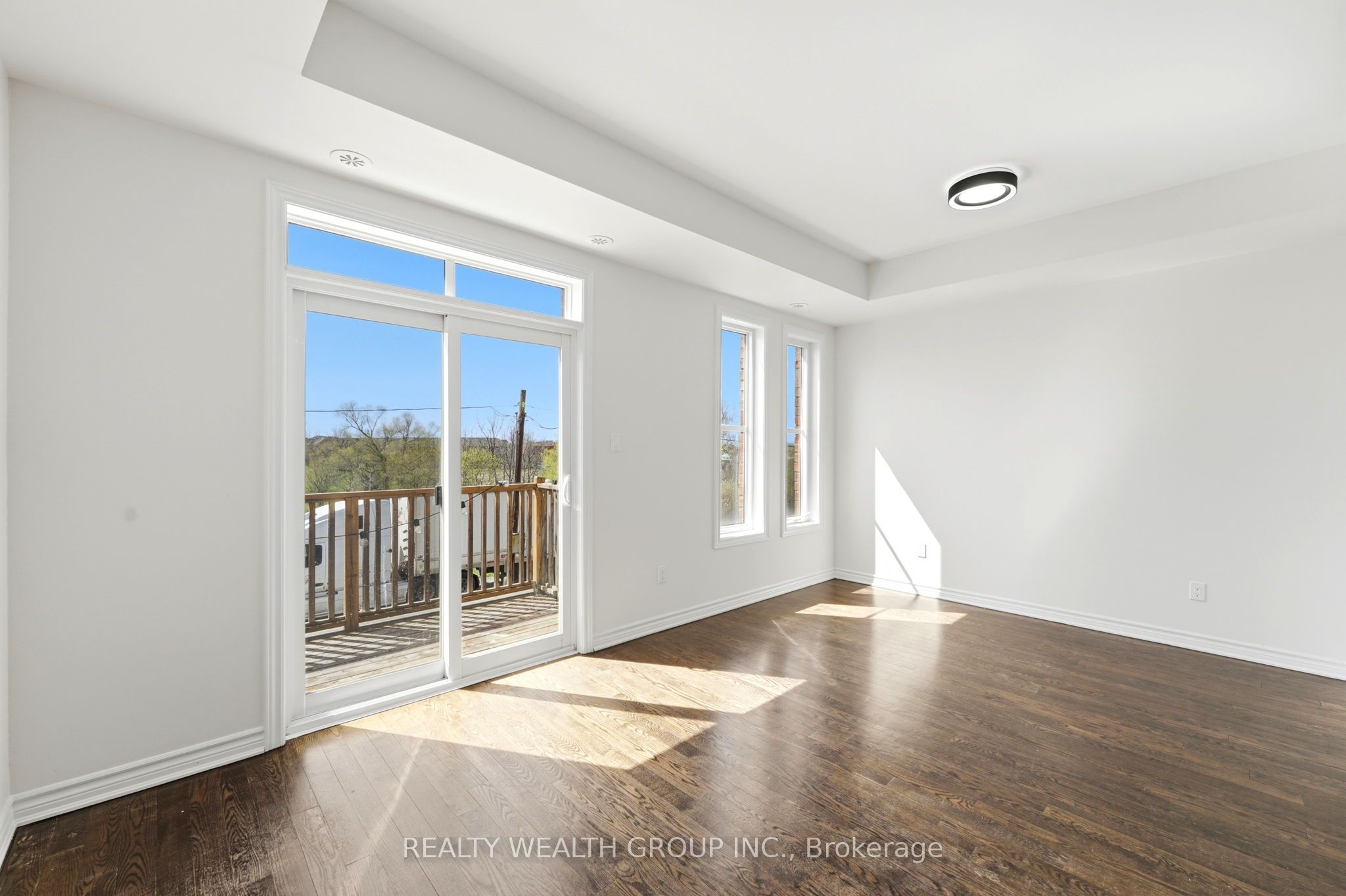 7 City Park Circle Property Photo 6