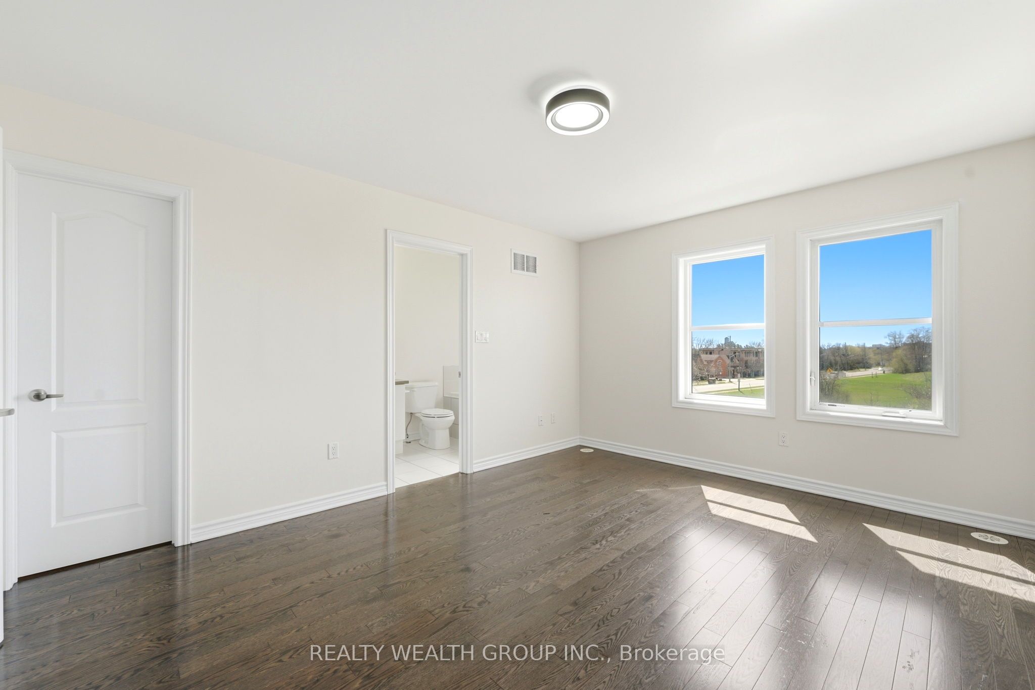 7 City Park Circle Property Photo 17