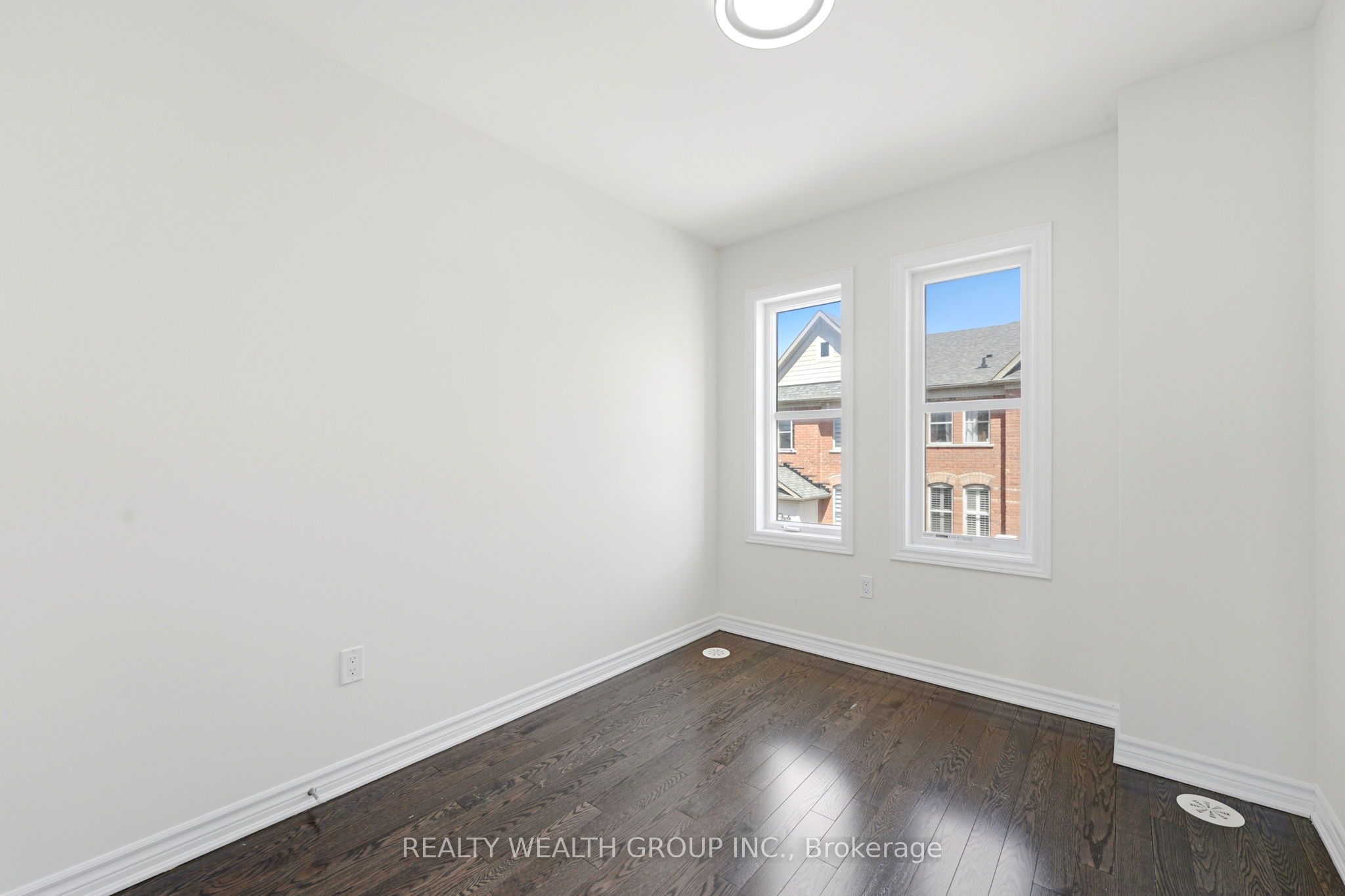 7 City Park Circle Property Photo 21
