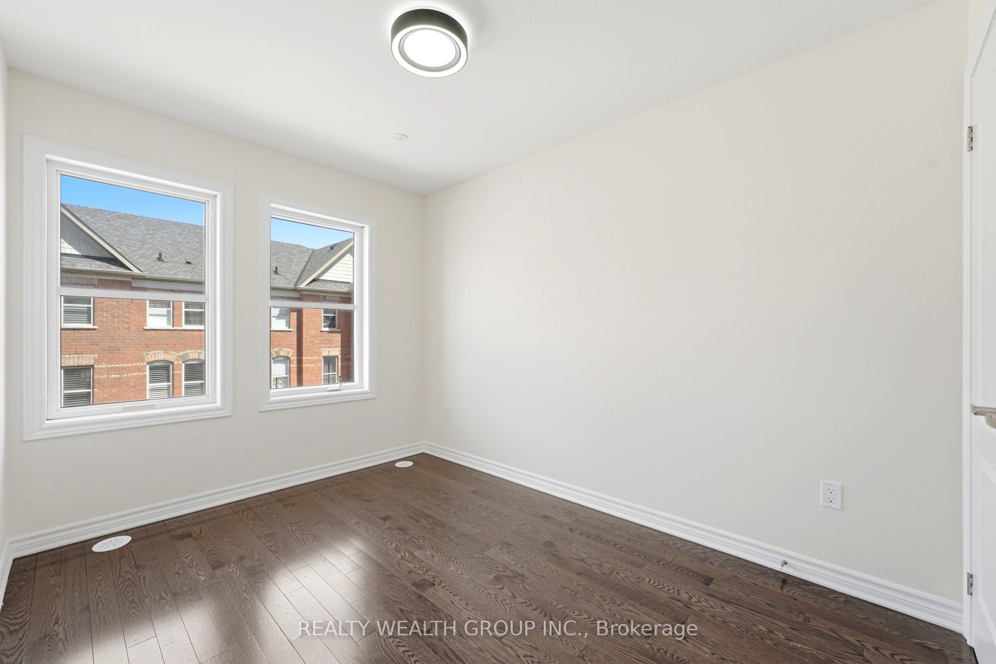 7 City Park Circle Property Photo 23