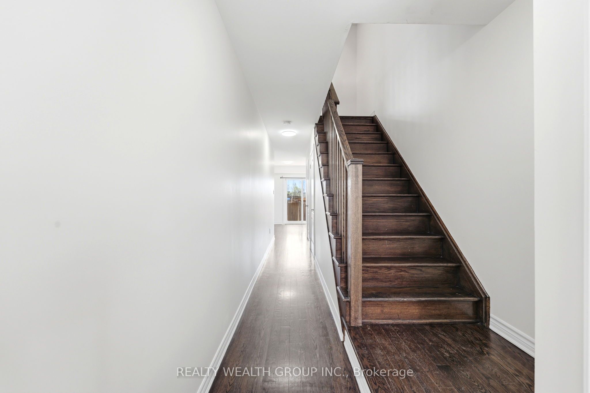 7 City Park Circle Property Photo 29