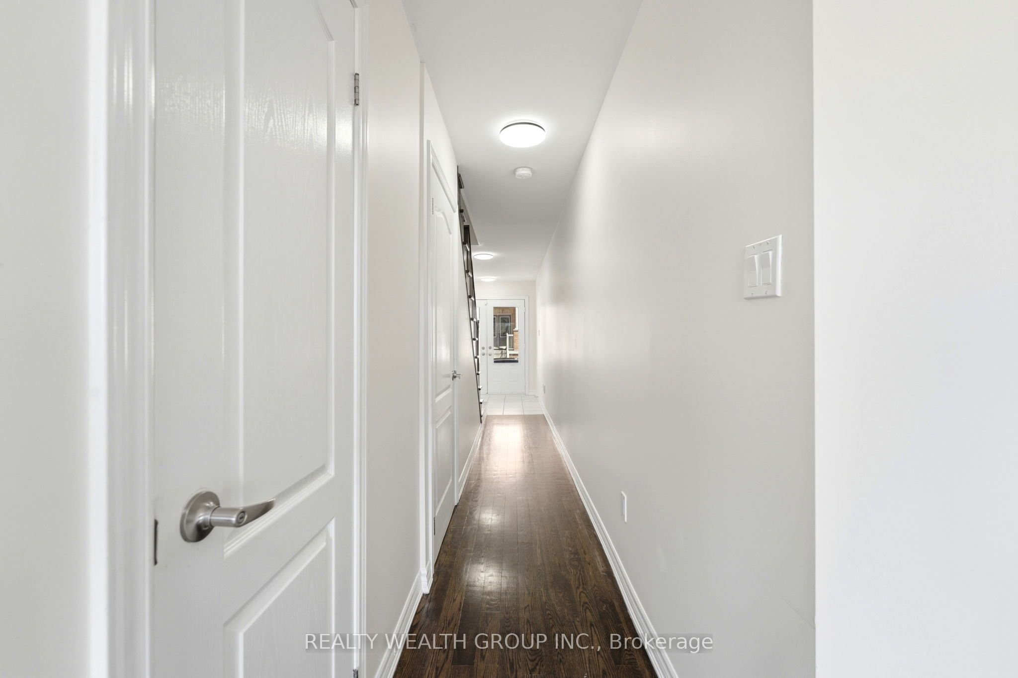 7 City Park Circle Property Photo 32