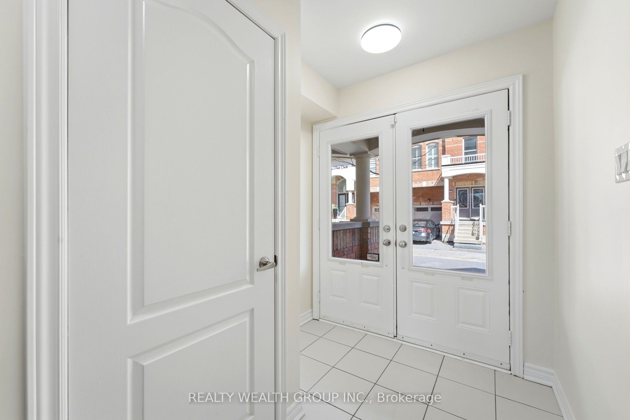 7 City Park Circle Property Photo 35