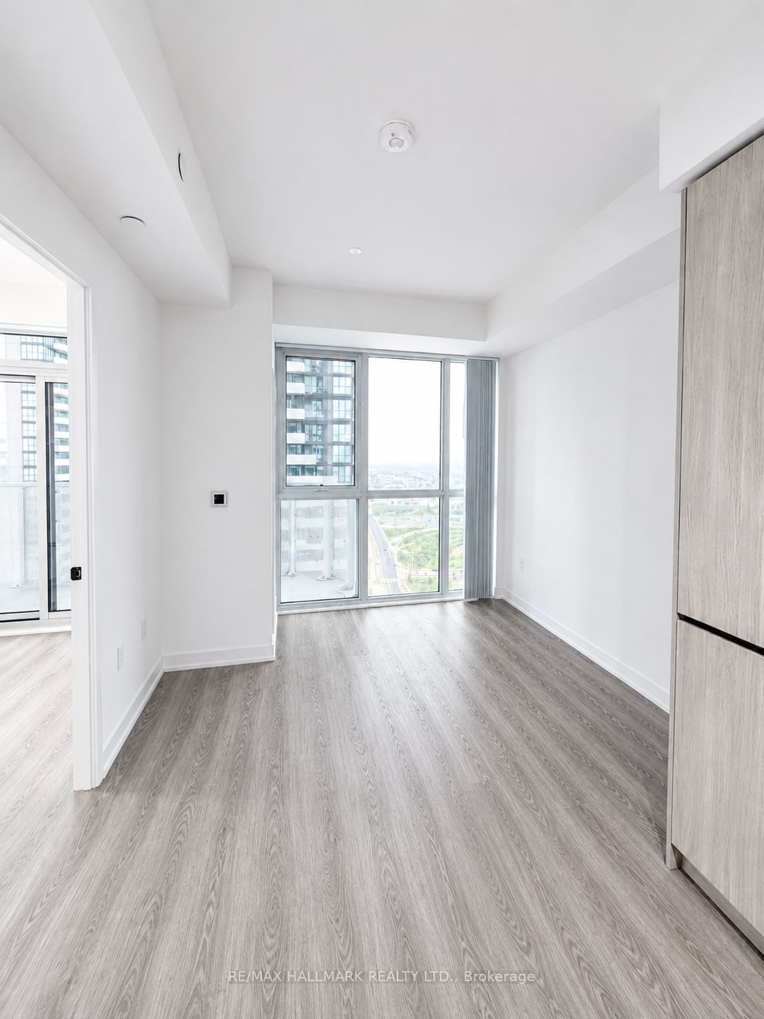 8 Interchange Way 3501 Property Photo 11