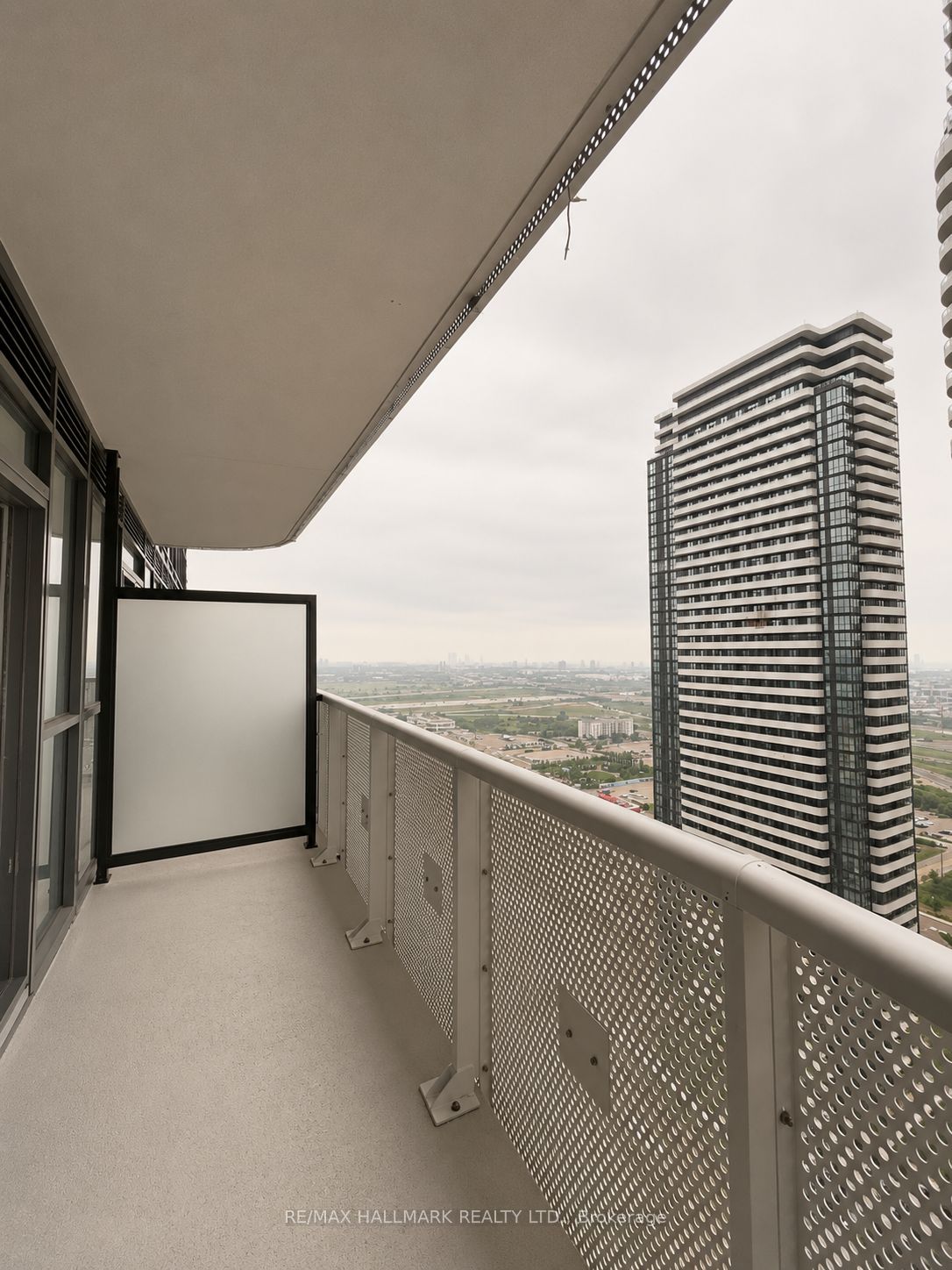 8 Interchange Way 3501 Property Photo 20