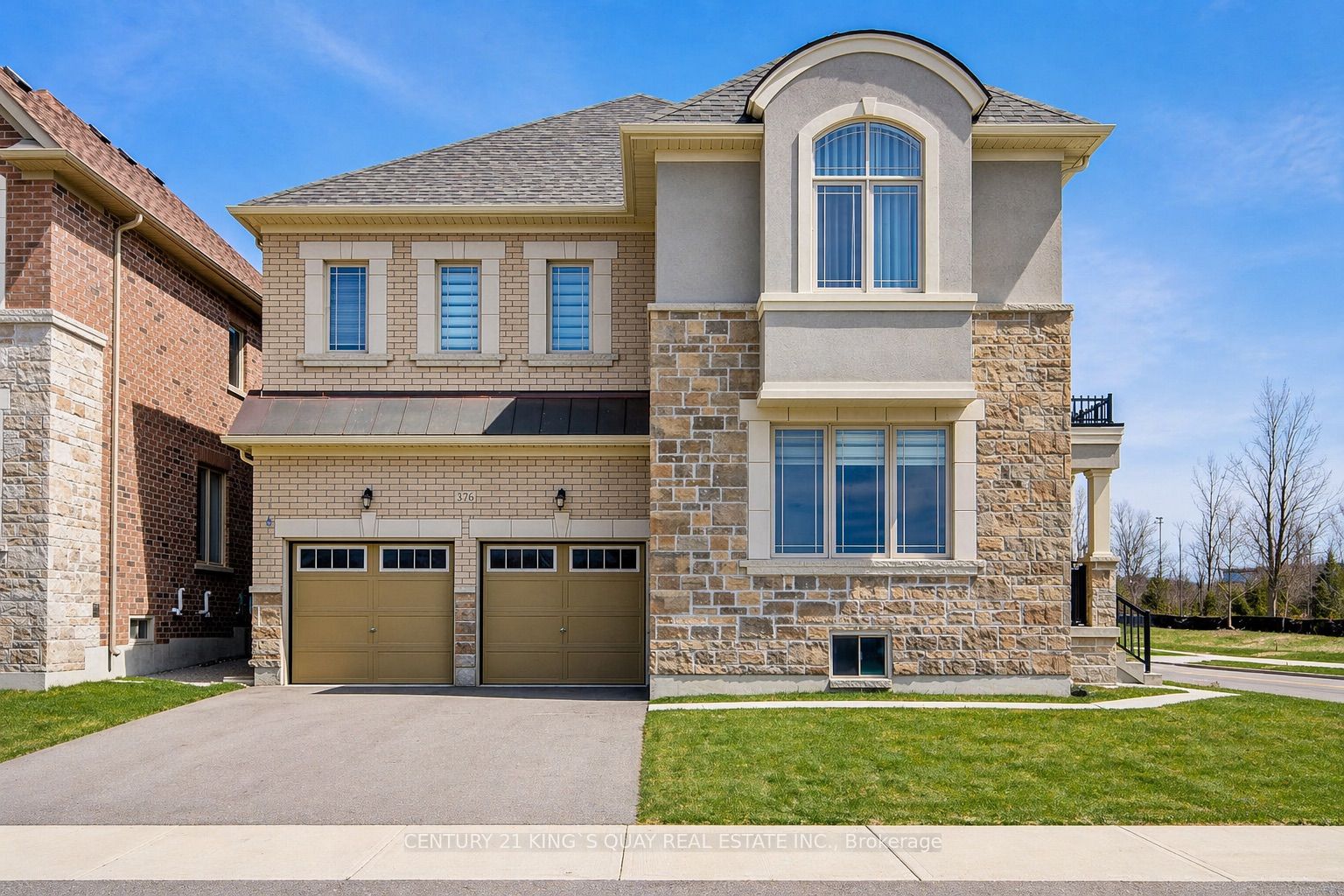 376 Seaview Heights Property Photo 1