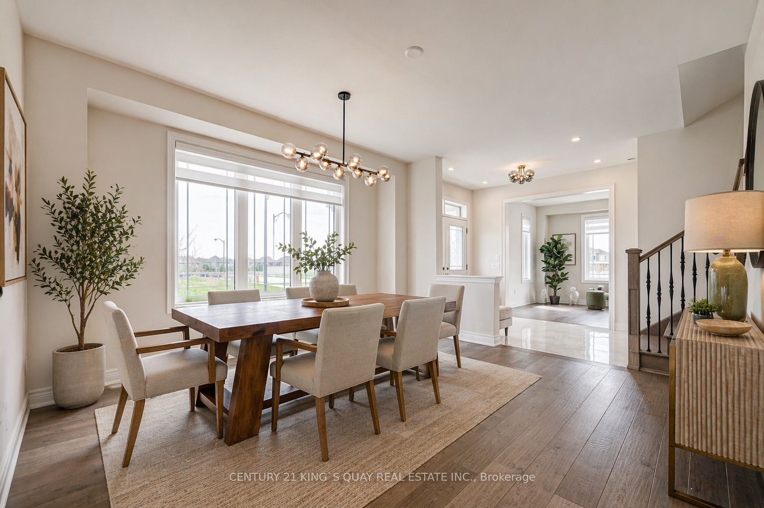 376 Seaview Heights Property Photo 3