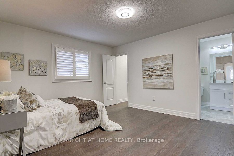 57 Bayswater Avenue Property Photo 23