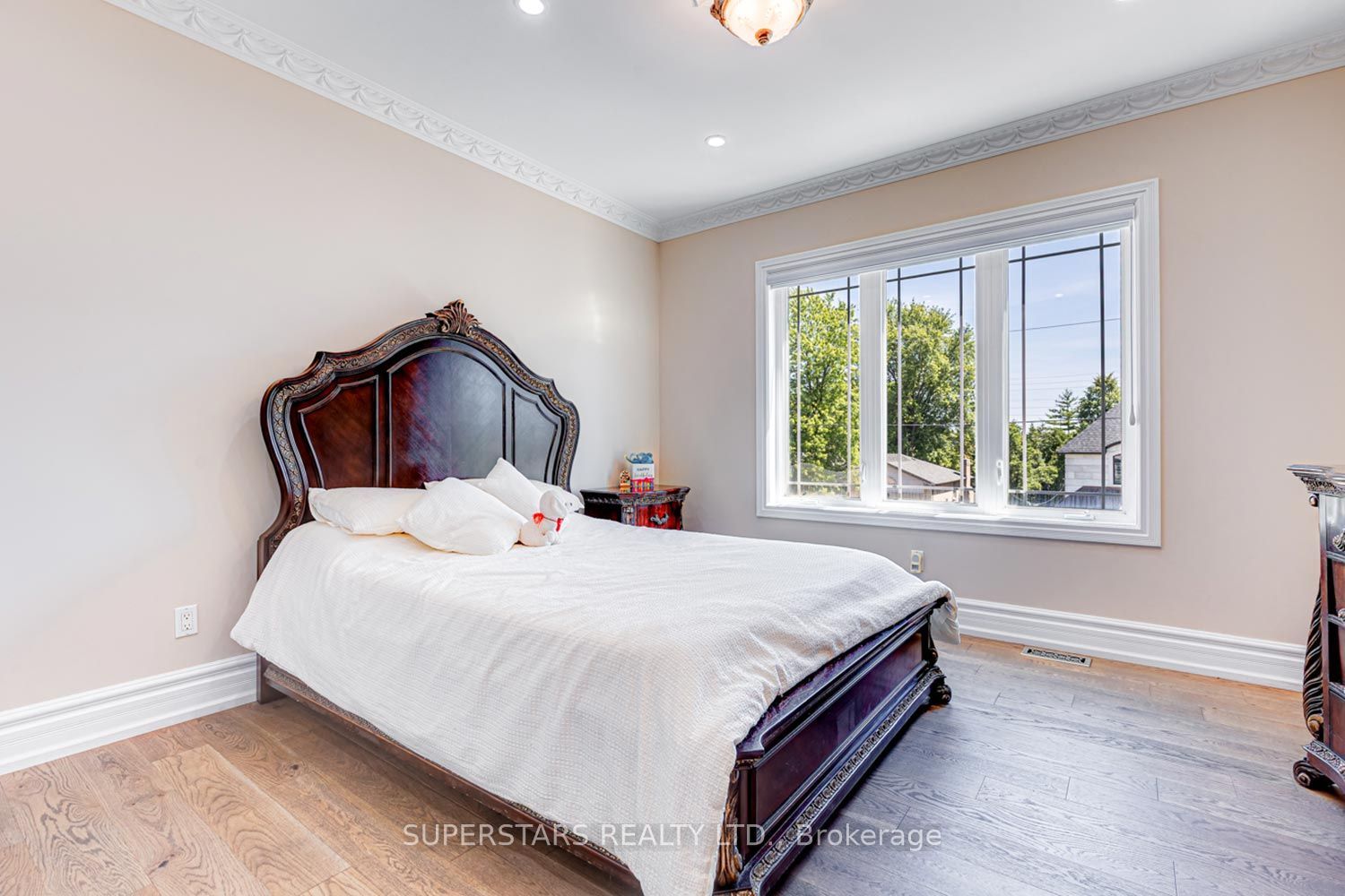43 Hughson Drive Property Photo 30