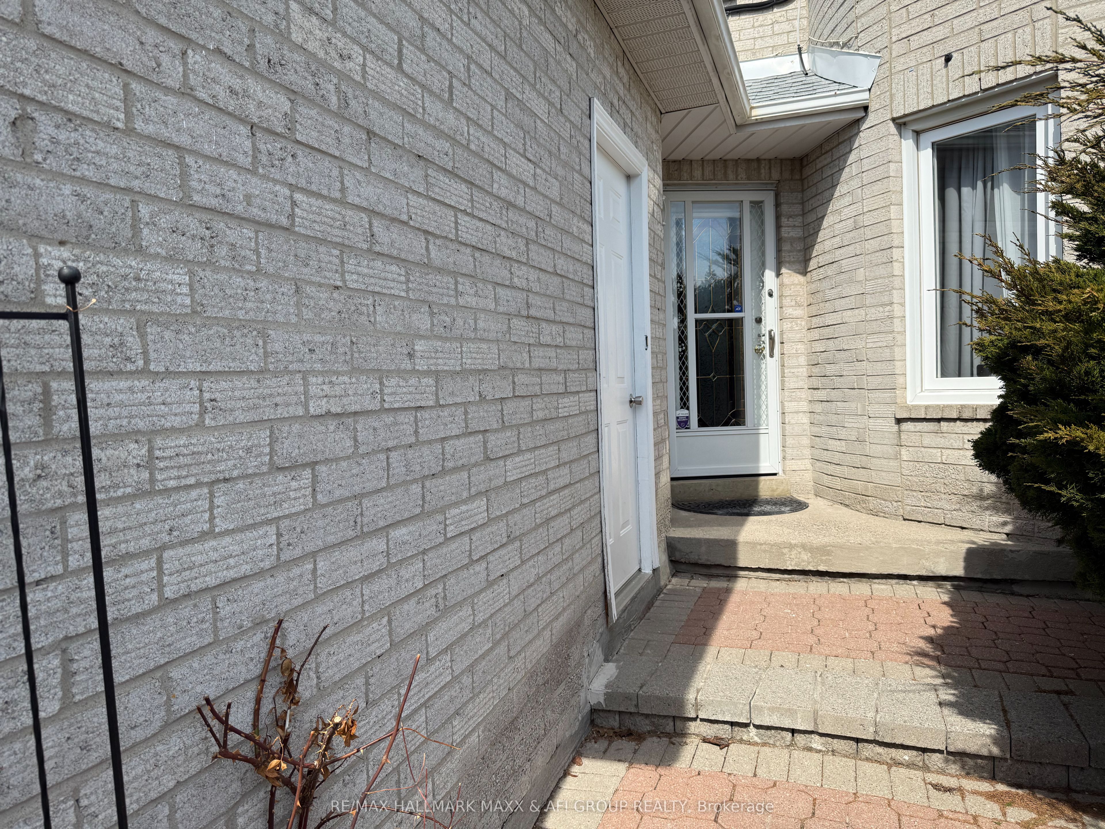 N13605342 Property Photo 2