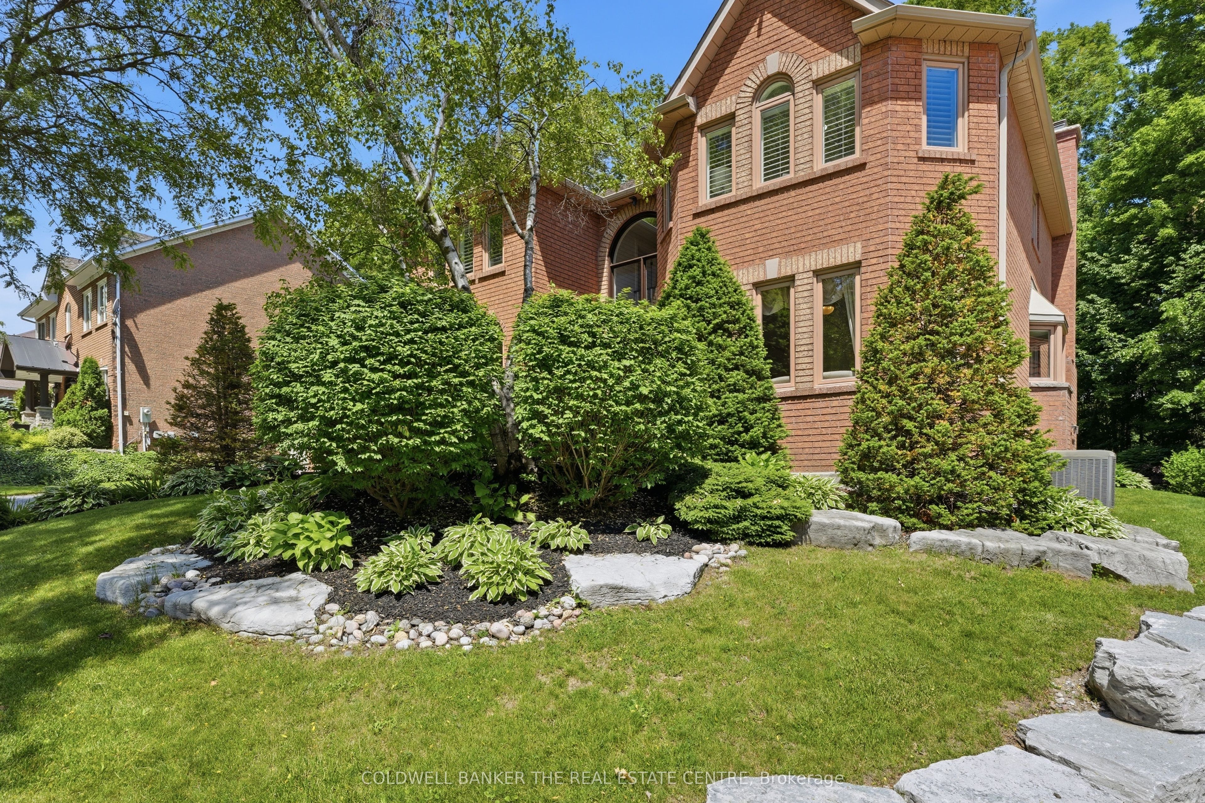 49 Falling Leaf Court Property Photo 4