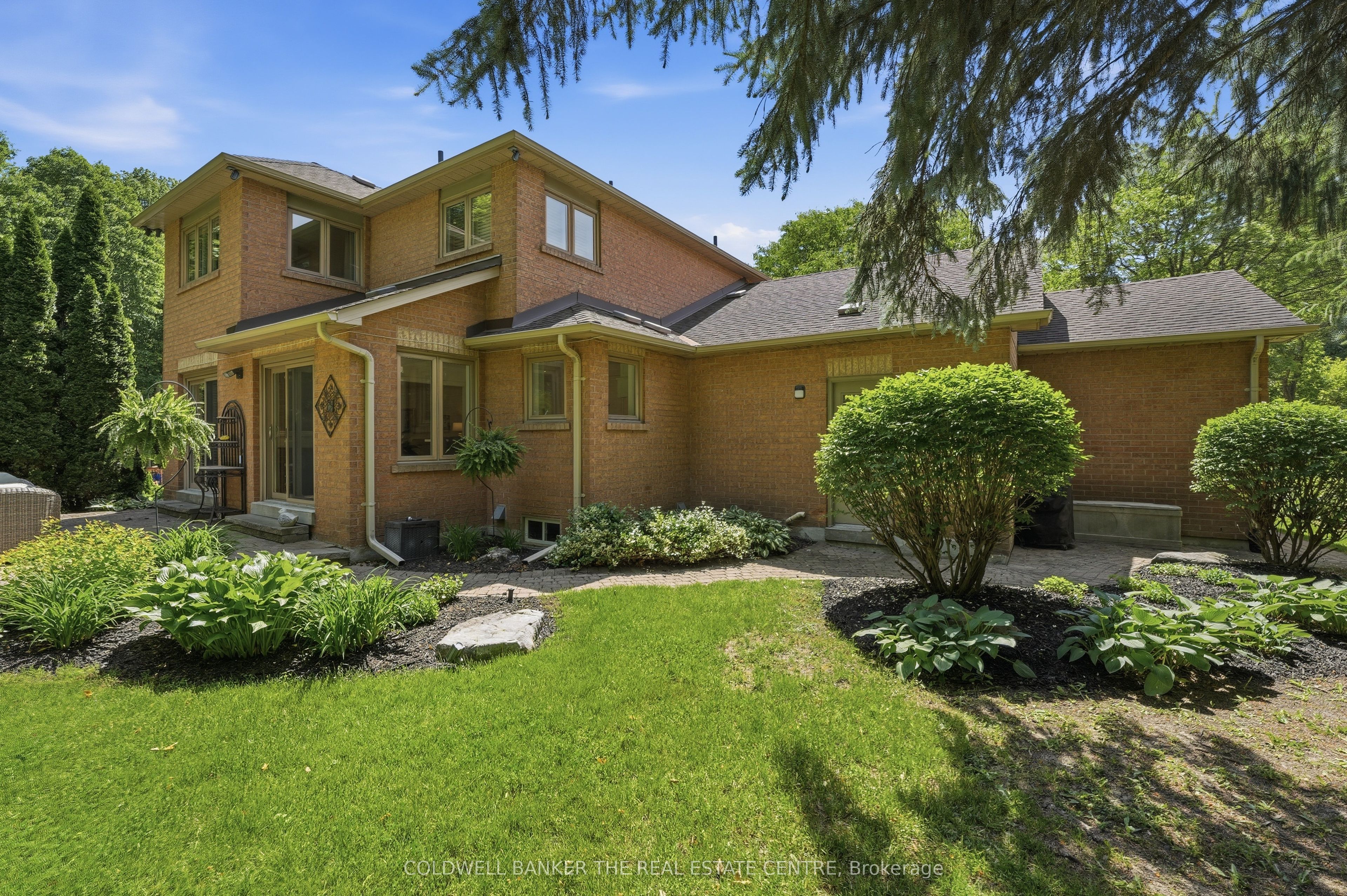 49 Falling Leaf Court Property Photo 5